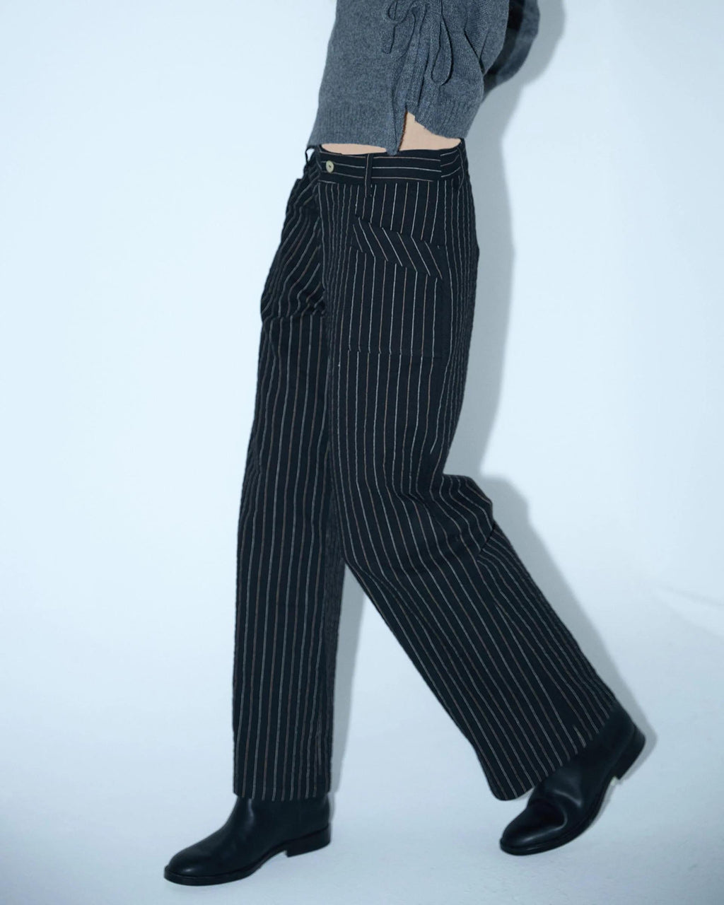 Pantalón Bolsillos Raya Diplomática Negro