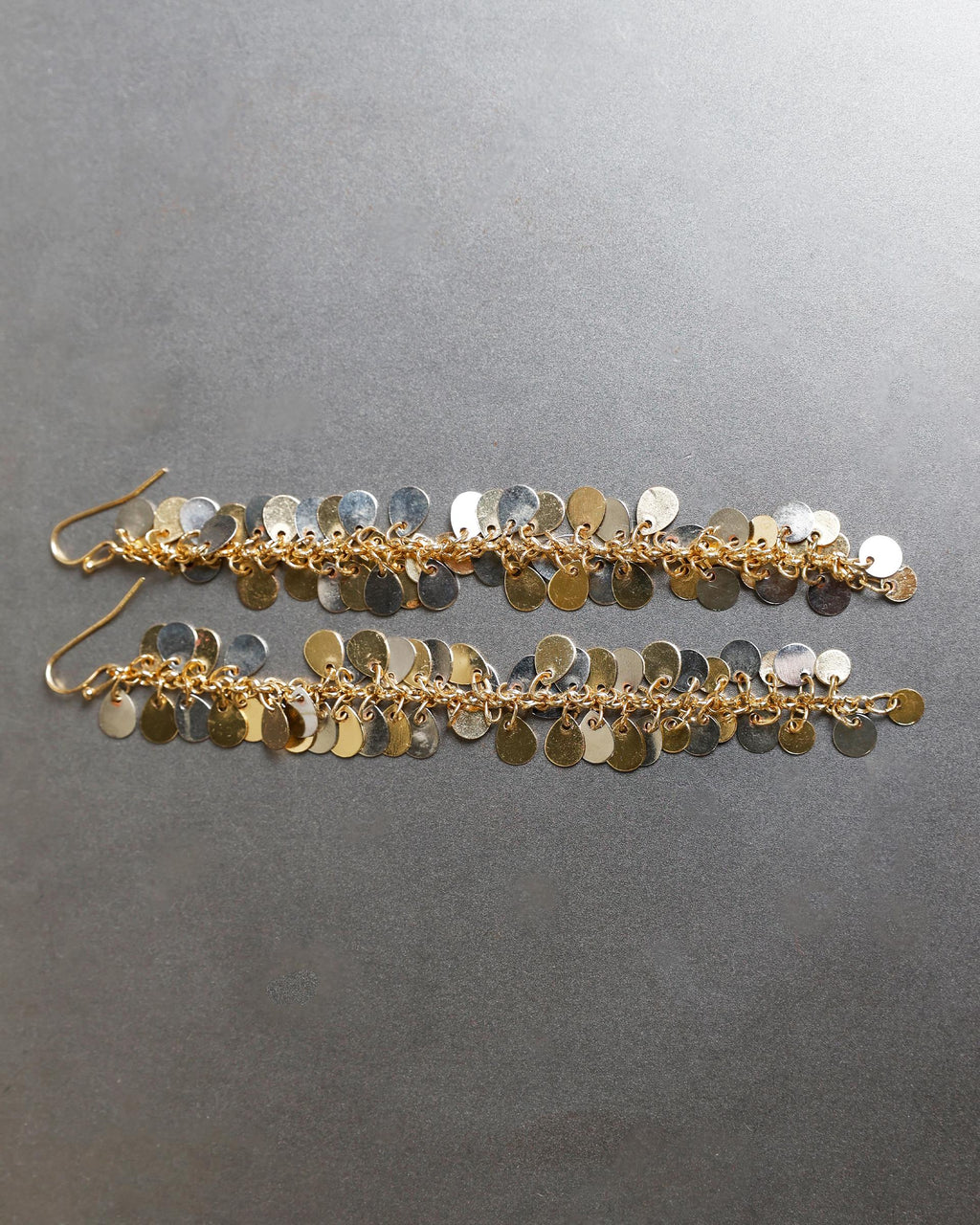 Pendientes Largos Lentejuelas Oro