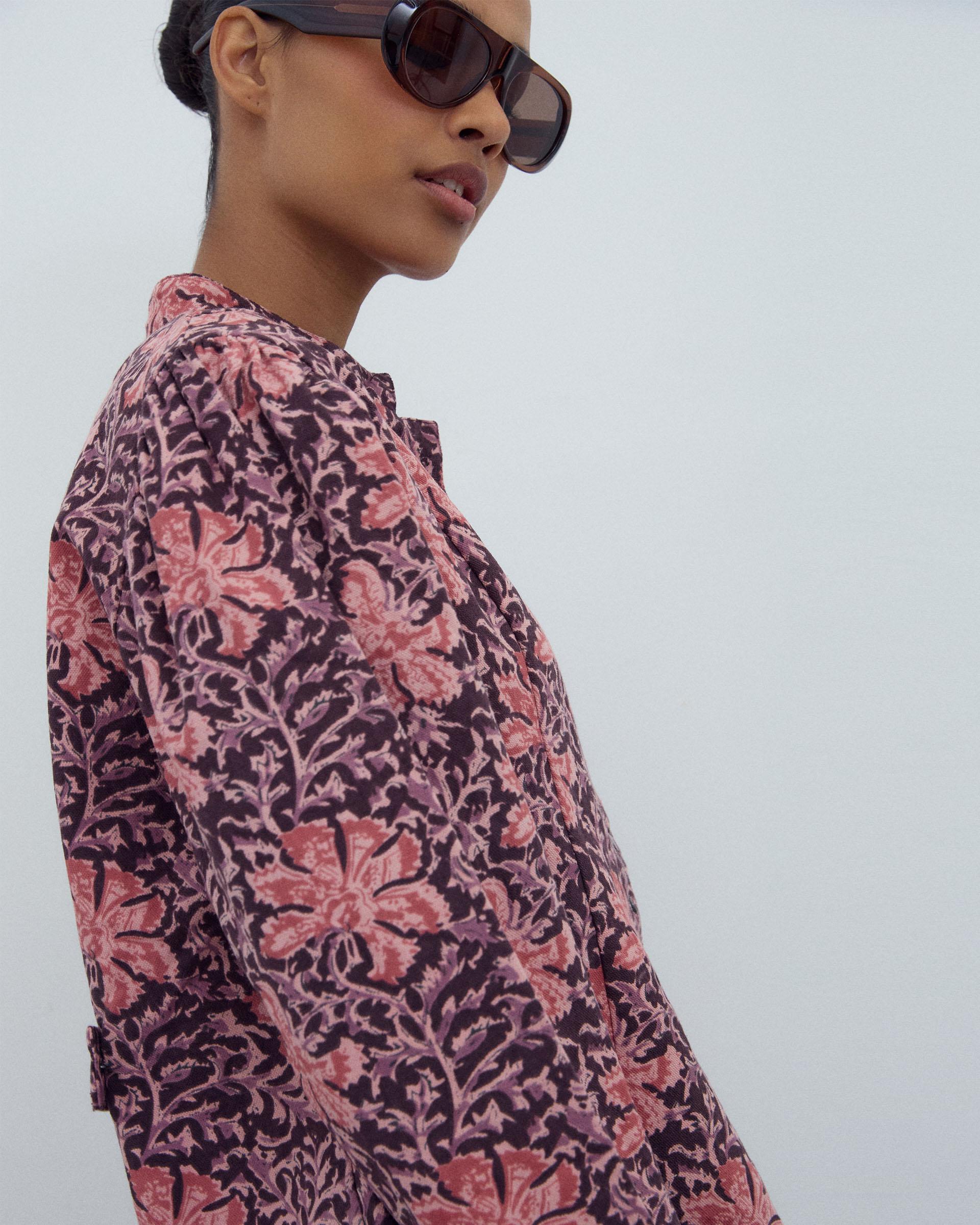 Chaqueta Botones Estampado Floral Rosa