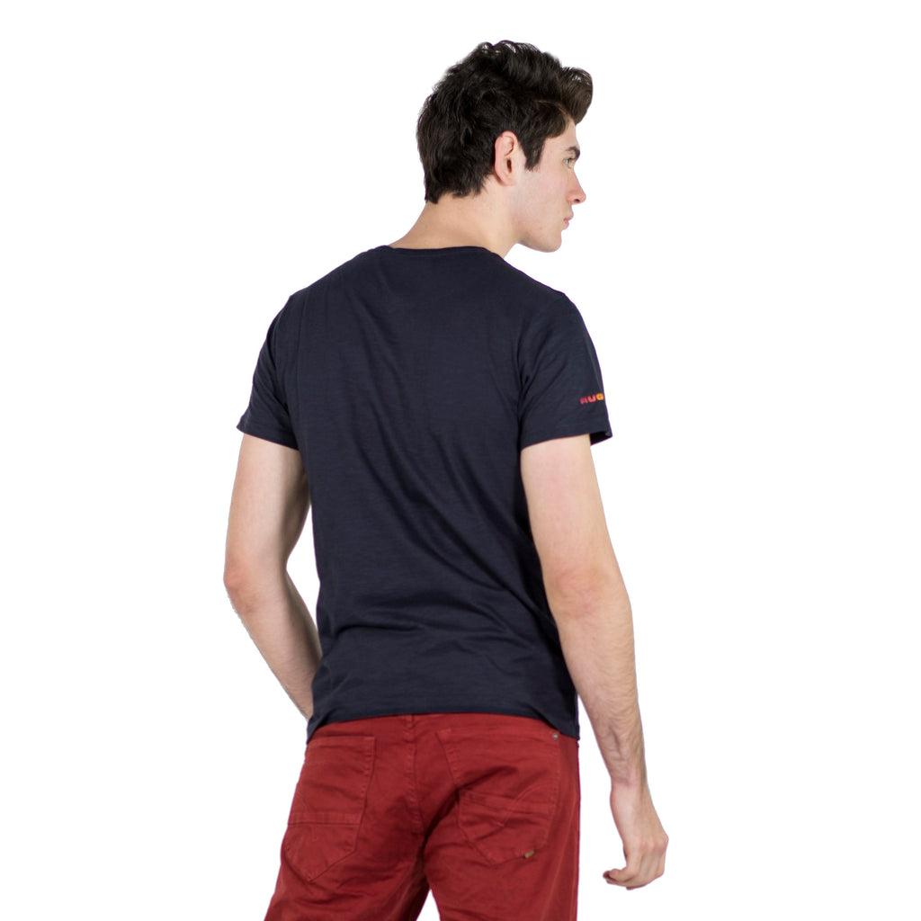 Camiseta Hombre Manga Corta Estampado Gráfico en el Pecho – Koroshi 2011MC26