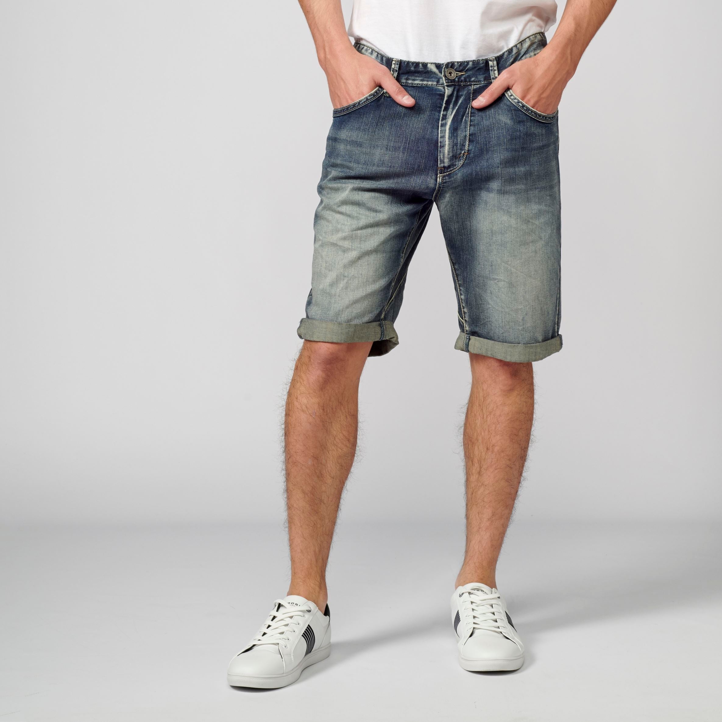 Bermuda Jeans Stretch Regular con Cinco Bolsillos Hombre Azul Claro – Koroshi