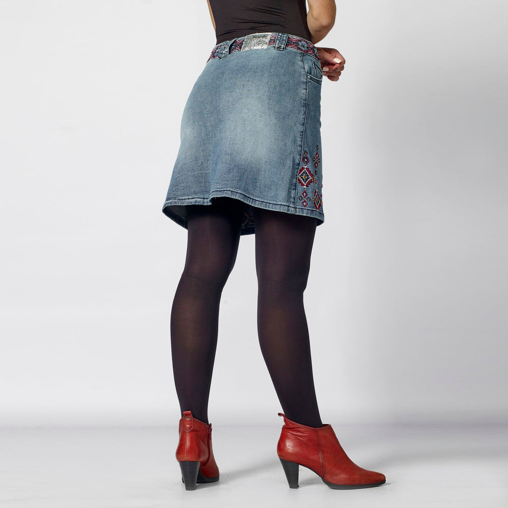 Falda Vaquera Mujer Trapecio Bordado Geométrico – Koroshi Azul Medio