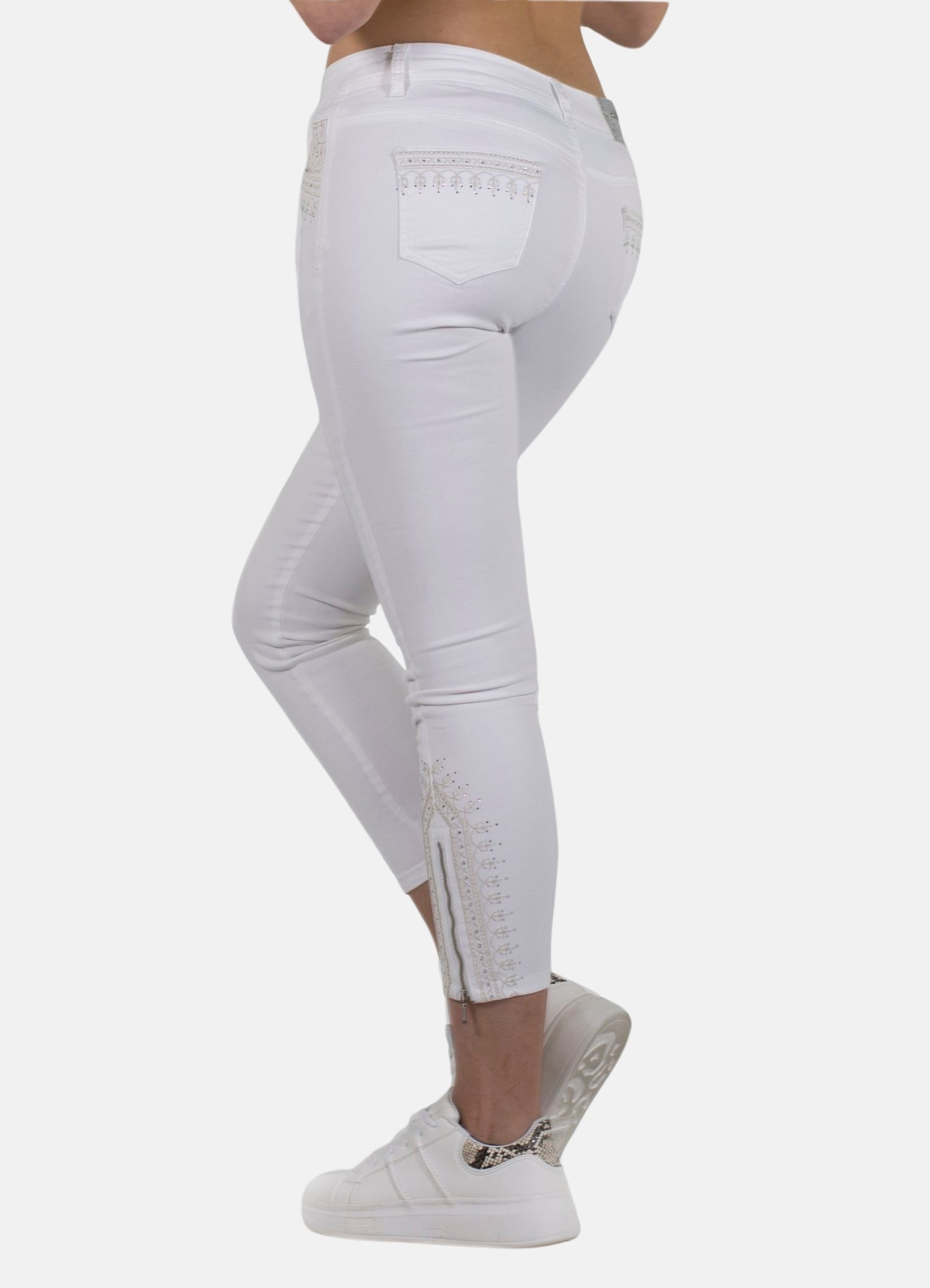 Pantalón Slim Denim Mujer Bordados y Cristales – Koroshi 2012PT04