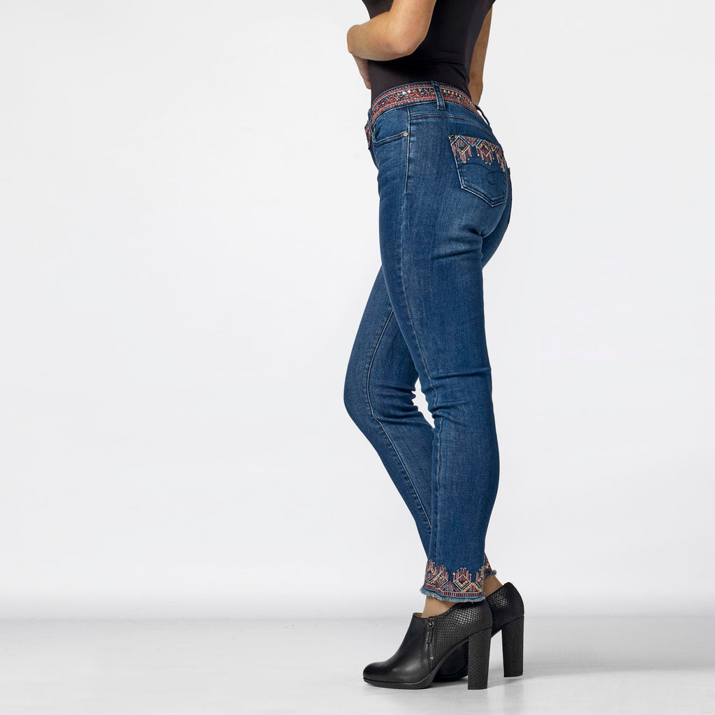 Pantalón Vaquero Slim Mujer Bordado Étnico – Koroshi Azul Oscuro