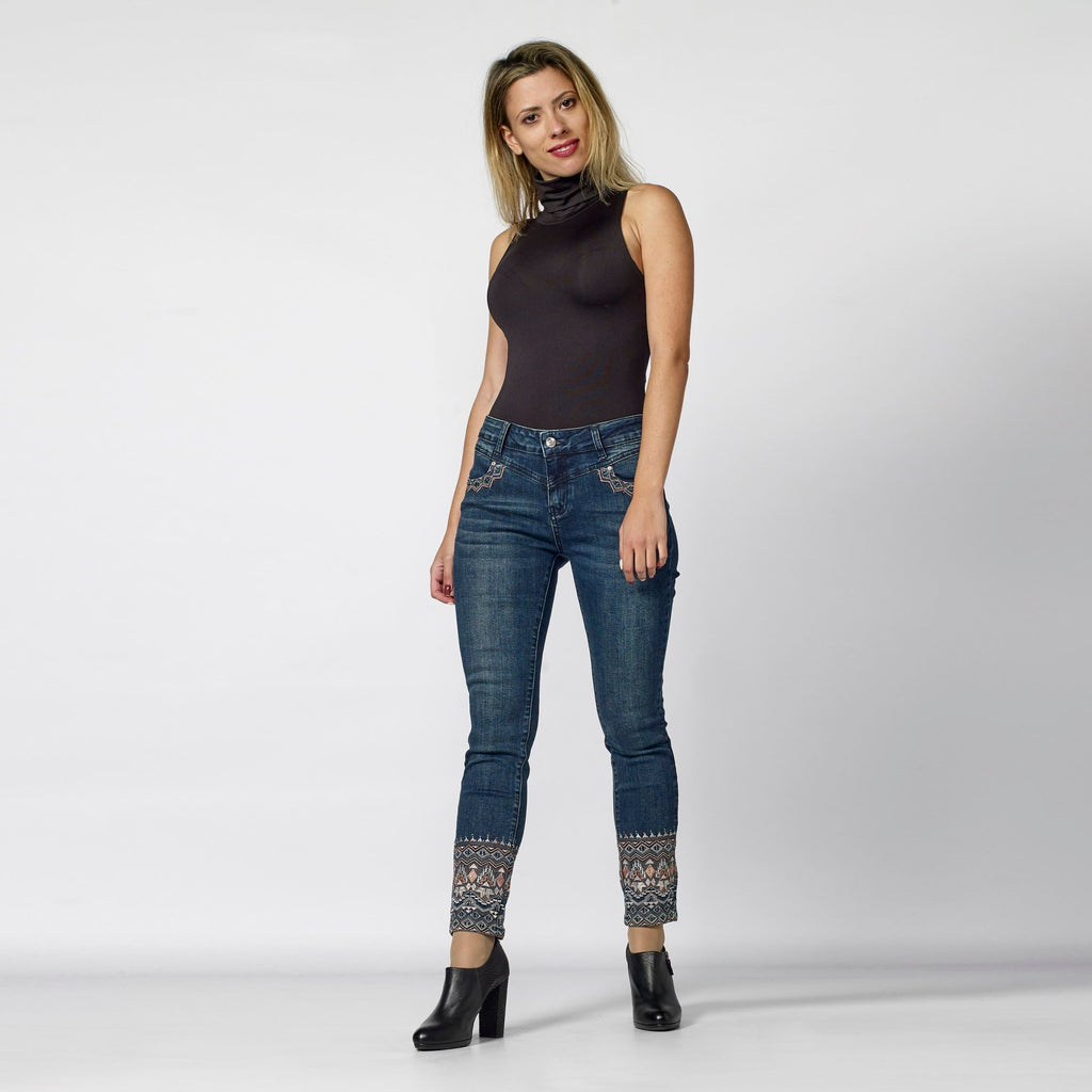 Pantalón Vaquero Slim Mujer con Bordado Étnico en el Bajo – Koroshi Azul Oscuro