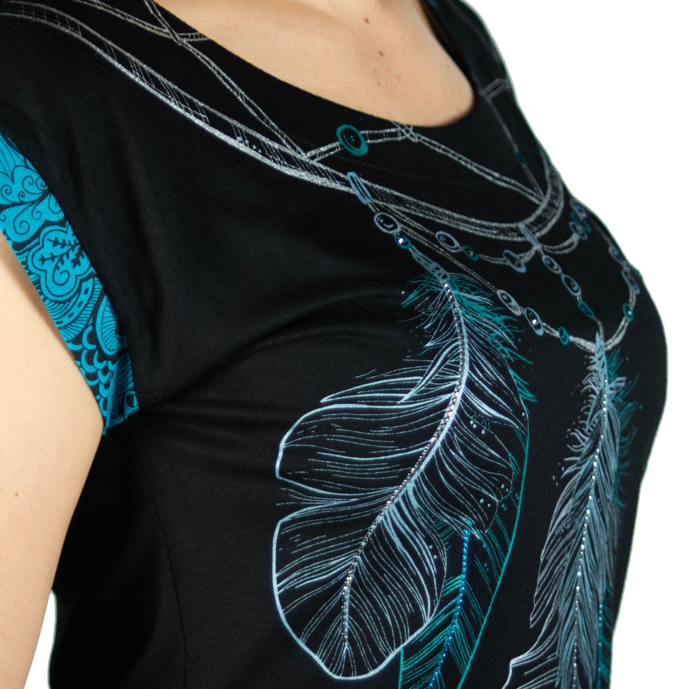 Top Mujer Manga Corta Estampado Plumas – Koroshi Negro