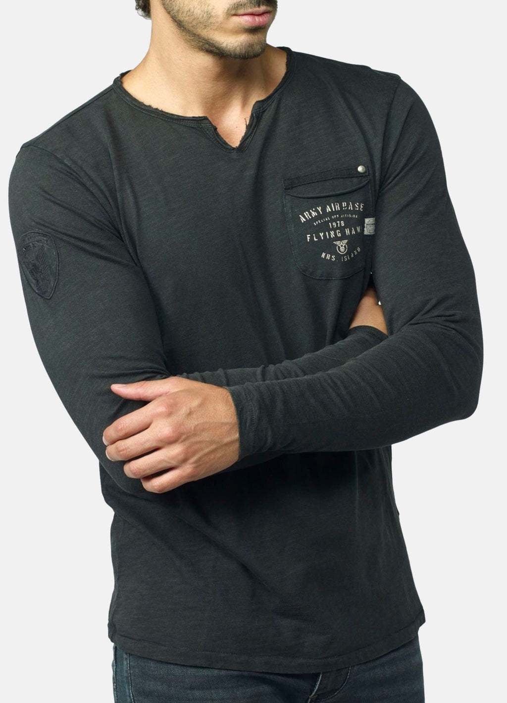Camiseta Manga Larga Hombre Cuello Partido con Bolsillo – Koroshi 2021ML16