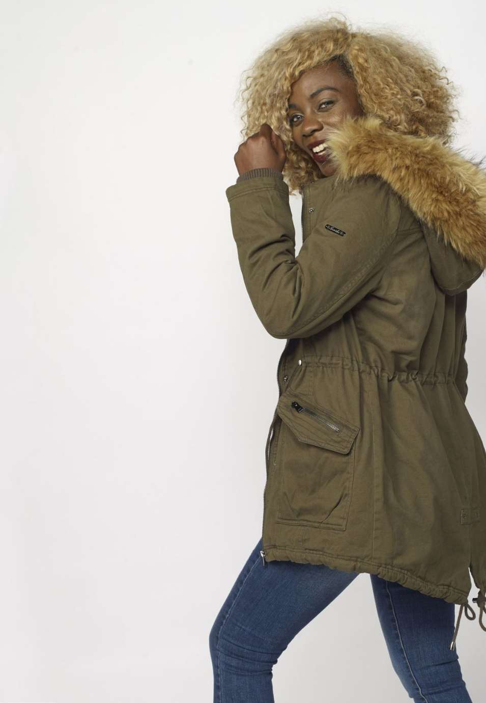 Parka Larga Mujer de Algodón con Capucha de Pelo – Koroshi Caqui
