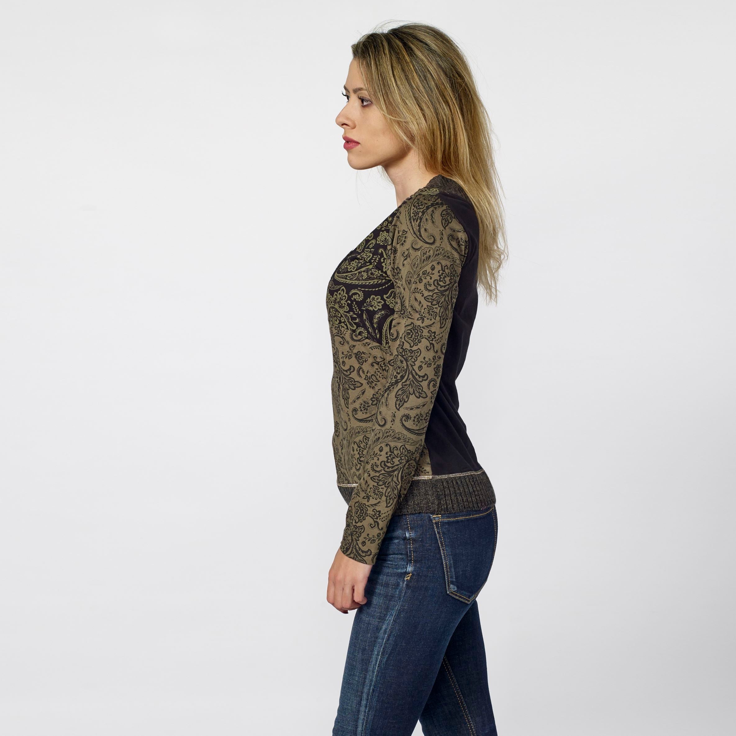 Camiseta Manga Larga Mujer Estampado Foil y Flock – Koroshi 2022ML35
