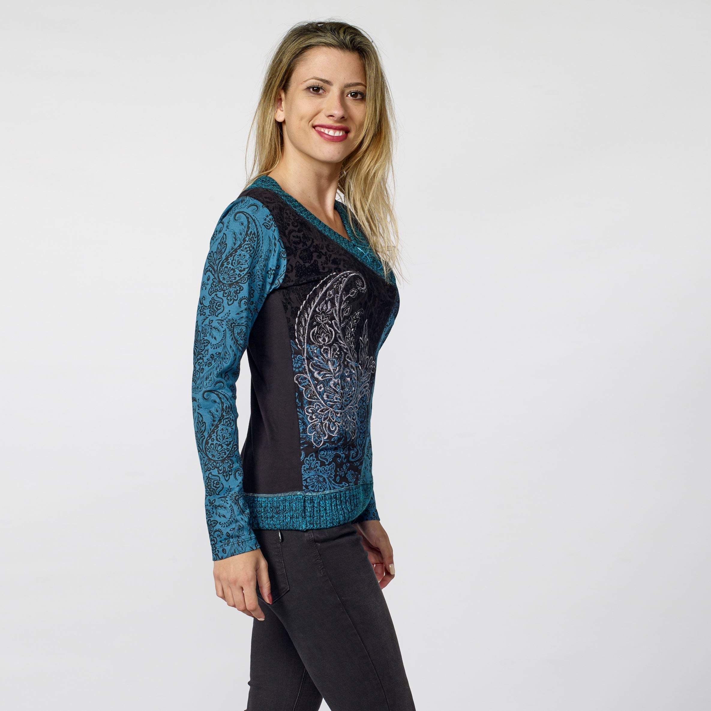 Camiseta Manga Larga Mujer Estampado Foil y Flock – Koroshi 2022ML35