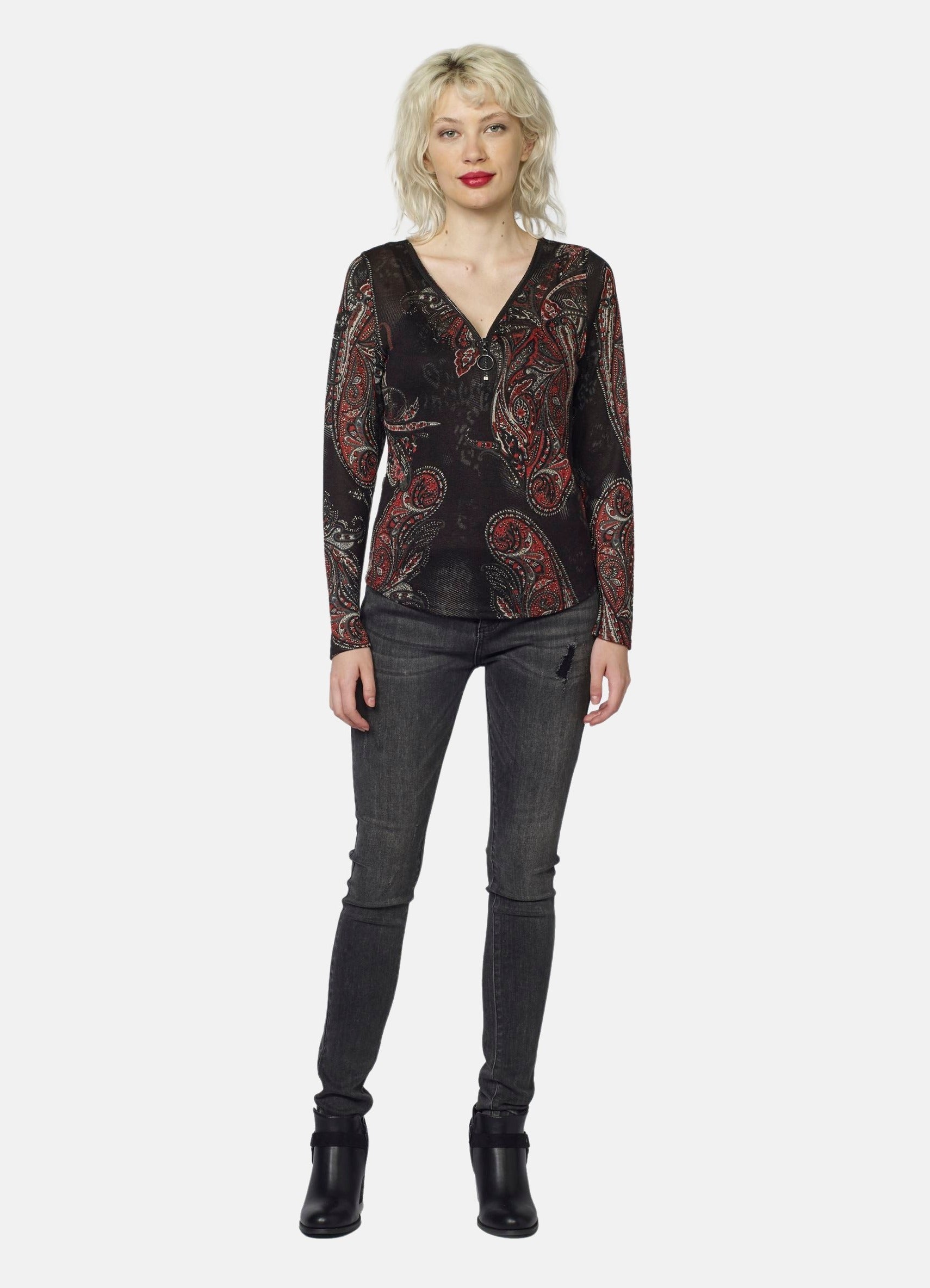Camiseta Manga Larga Mujer Estampado Cachemir Cuello Pico – Koroshi Rojo