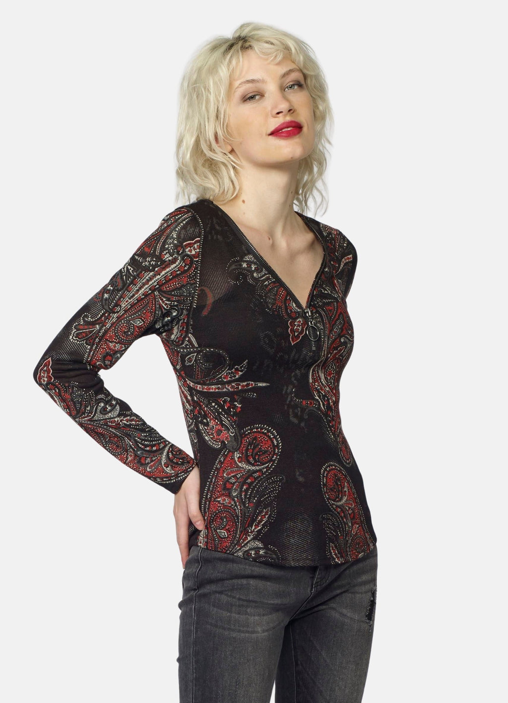 Camiseta Manga Larga Mujer Estampado Cachemir Cuello Pico – Koroshi Rojo