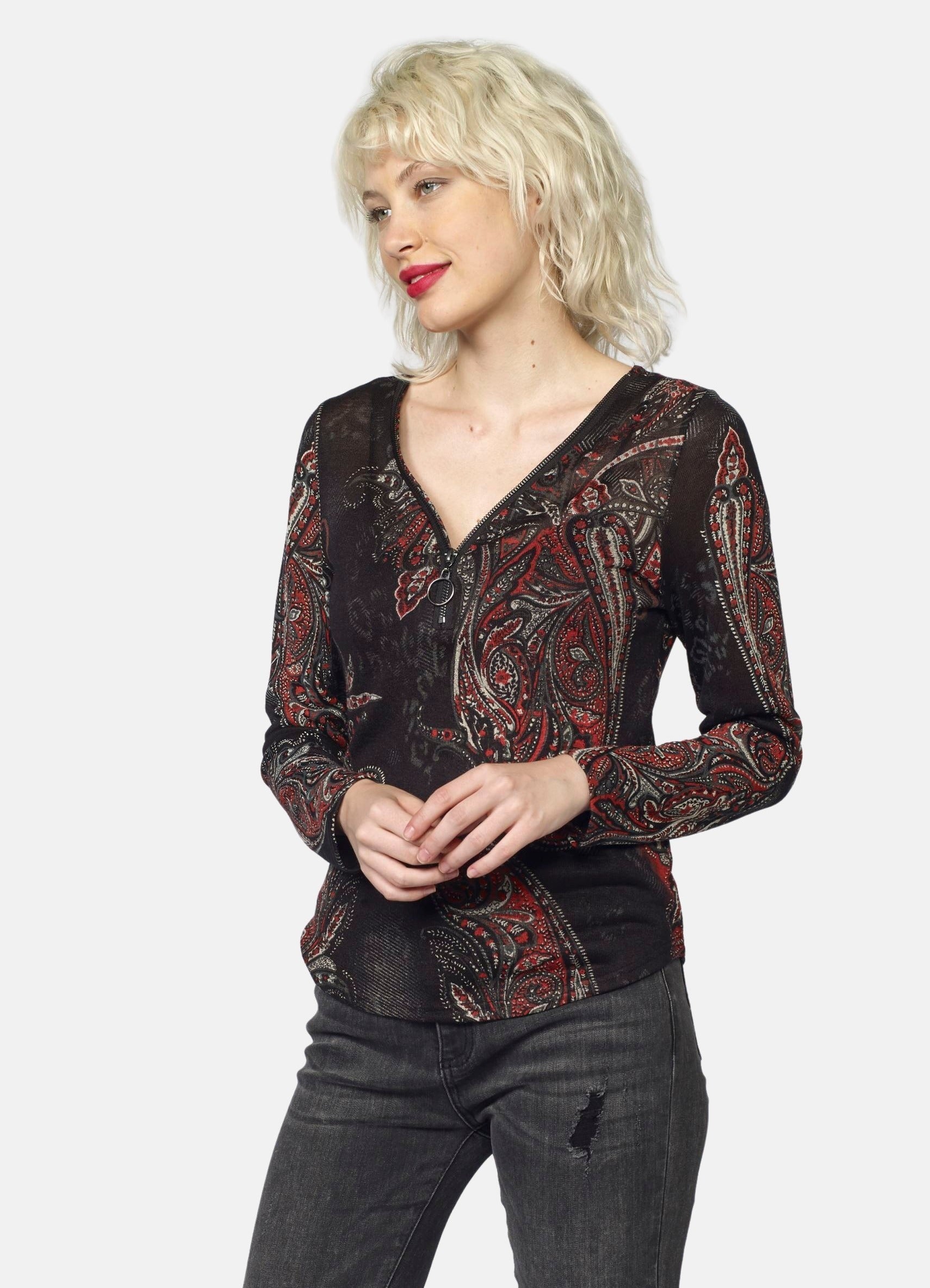 Camiseta Manga Larga Mujer Estampado Cachemir Cuello Pico – Koroshi Rojo