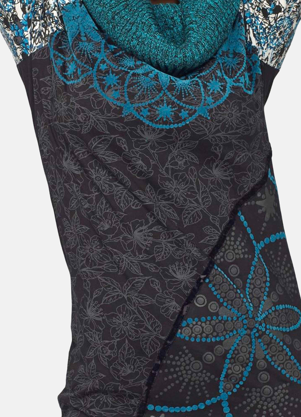 Vestido Mujer Cuello Vuelto Estampado Flock – Koroshi 2022VS03