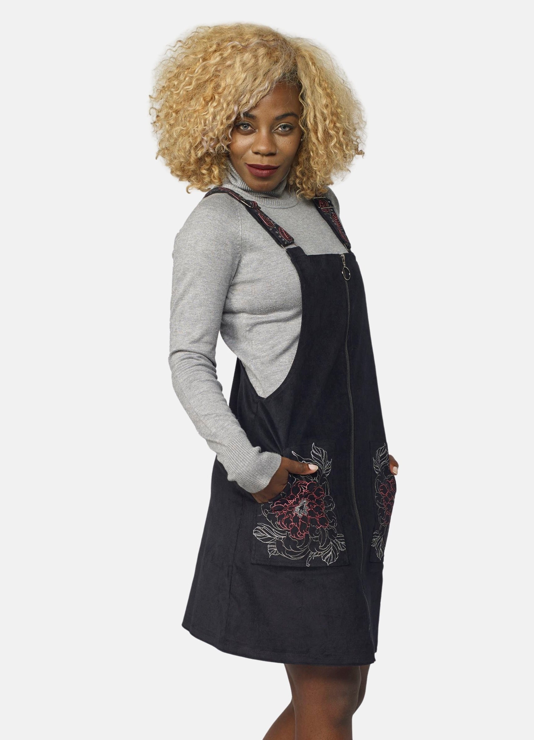 Pichi Micropana con Bolsillos Bordados Mujer – Koroshi Negro