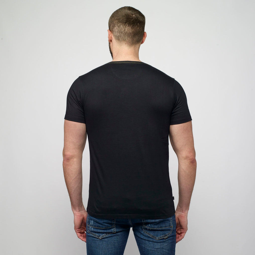 Camiseta Hombre Cuello Redondo Estampado Gráfico – Koroshi 2111MC21