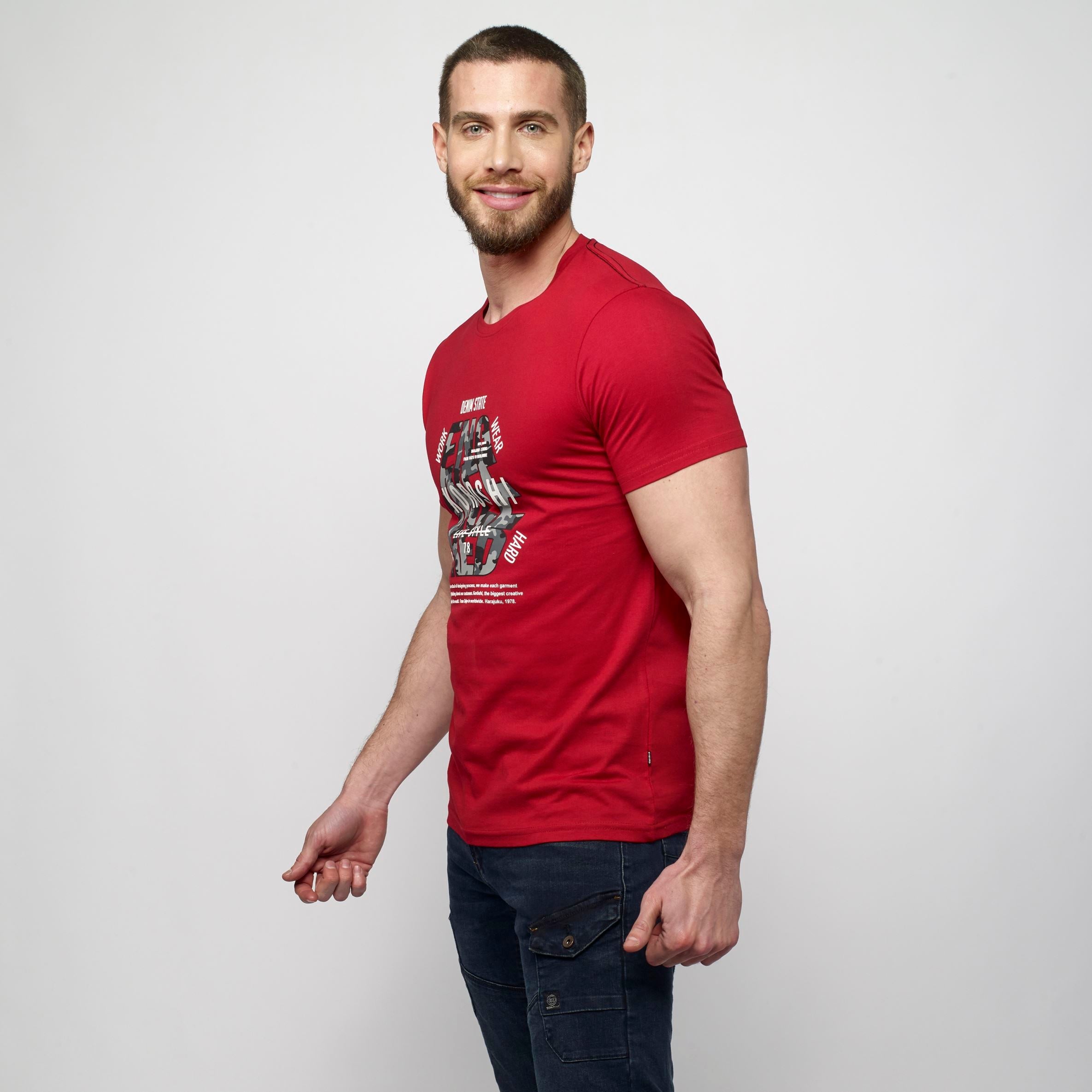 Camiseta Hombre Cuello Redondo Estampado Gráfico – Koroshi 2111MC21