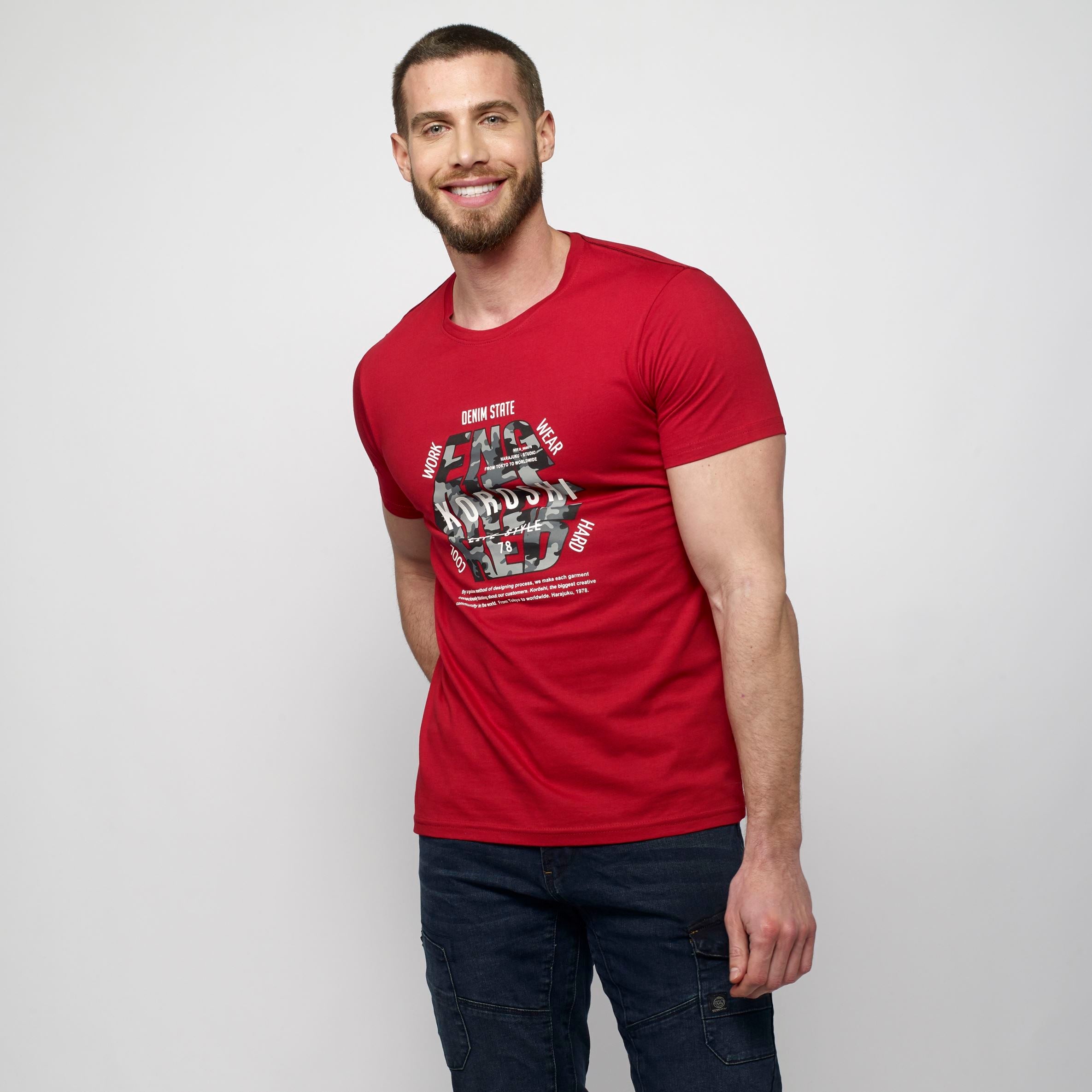 Camiseta Hombre Cuello Redondo Estampado Gráfico – Koroshi 2111MC21