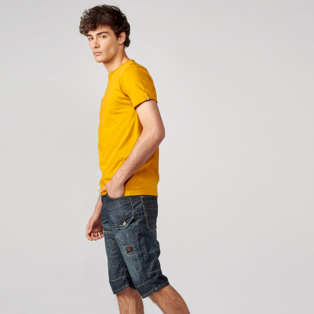 Camiseta Manga Corta Hombre Cuello con Abertura – Koroshi 2111MC62
