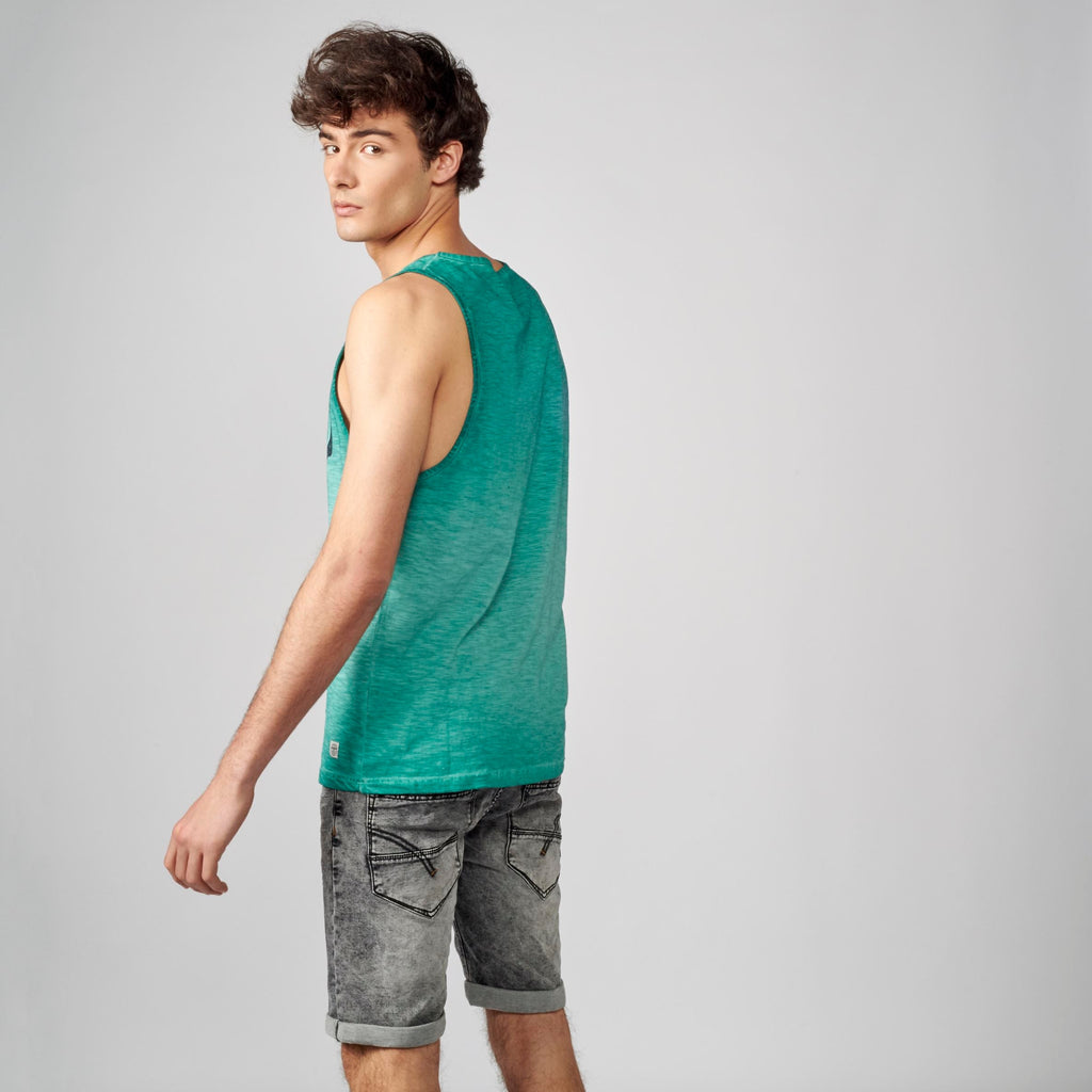 Camiseta Tirantes Hombre Degradado Texto en Relieve – Koroshi 2111MS04