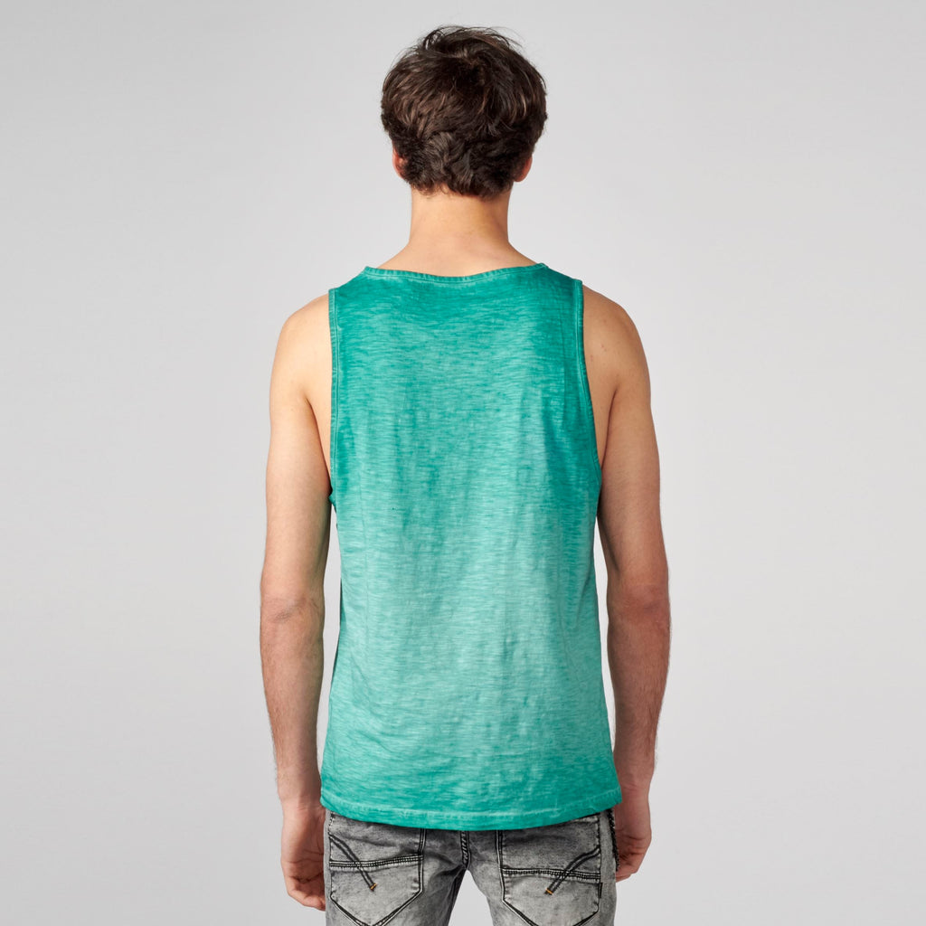 Camiseta Tirantes Hombre Degradado Texto en Relieve – Koroshi 2111MS04