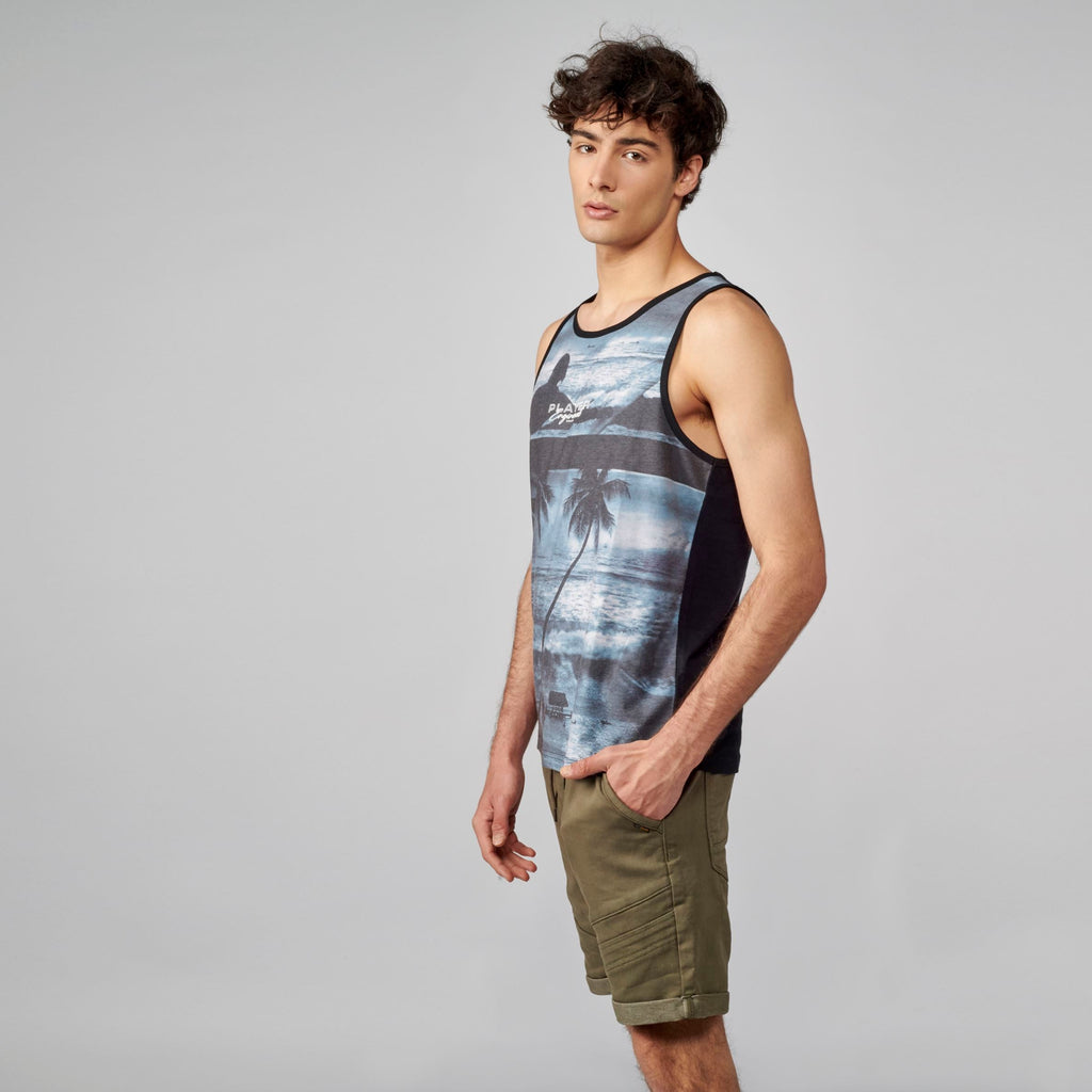 Camiseta sin Mangas Hombre Estampado Tropical – Koroshi Negro