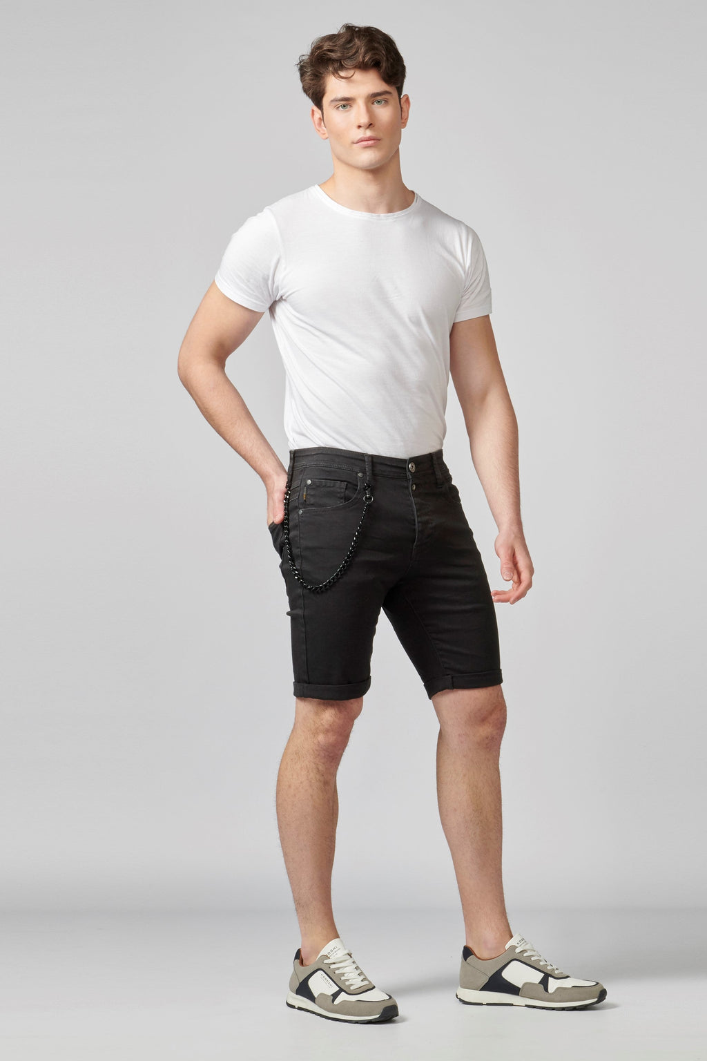 Bermuda Vaquera Hombre Low Rise con Cadena – Koroshi 2111PS03
