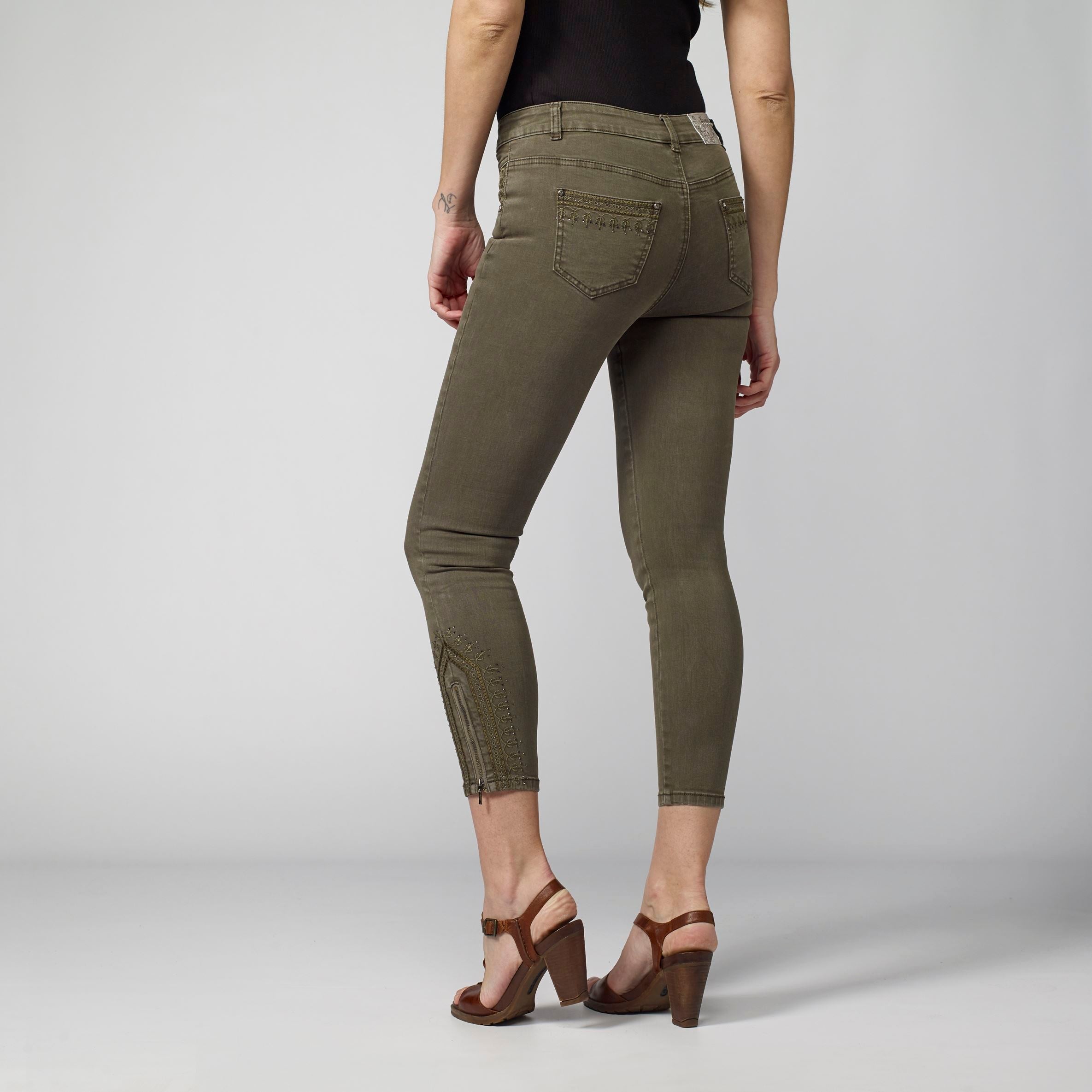 Pantalón Slim Fit Tobillero Mujer Sarga Elástica – Koroshi 2112PT35