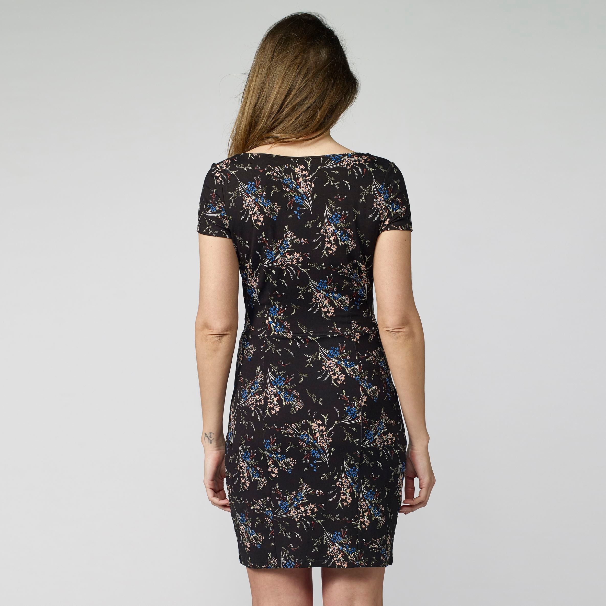 Vestido Fluido Mujer Manga Corta Estampado Étnico – Koroshi 2112VS21