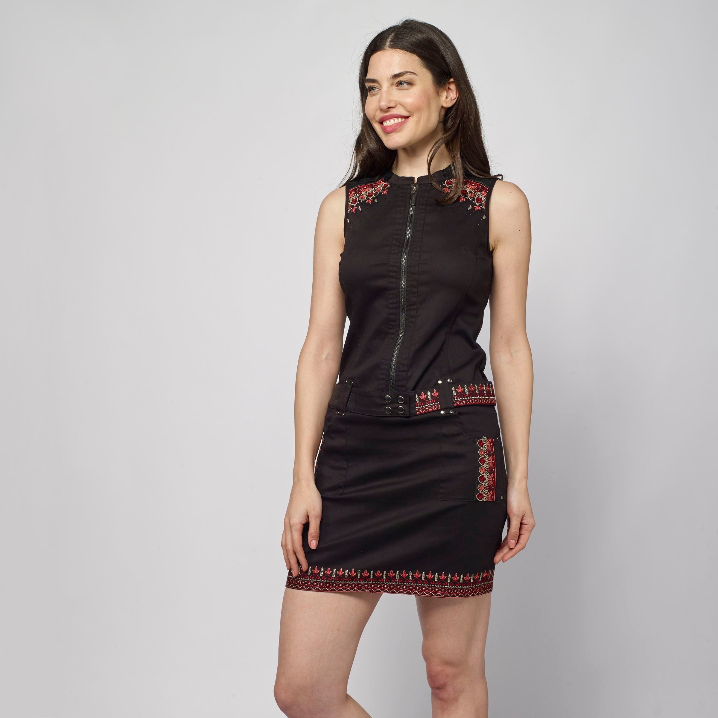 Vestido Mujer Sin Mangas con Cremallera y Bordados Étnicos – Koroshi 2112VS48