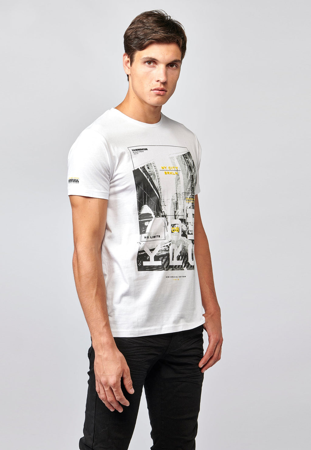 Camiseta Hombre Manga Corta Estampado Urbano – Koroshi 2121MC30