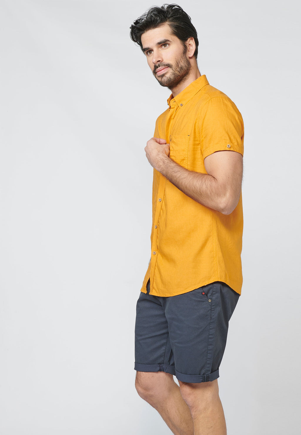 Camisa Hombre Manga Corta Lino Algodón Cuello Button Down – Koroshi 2211CC08