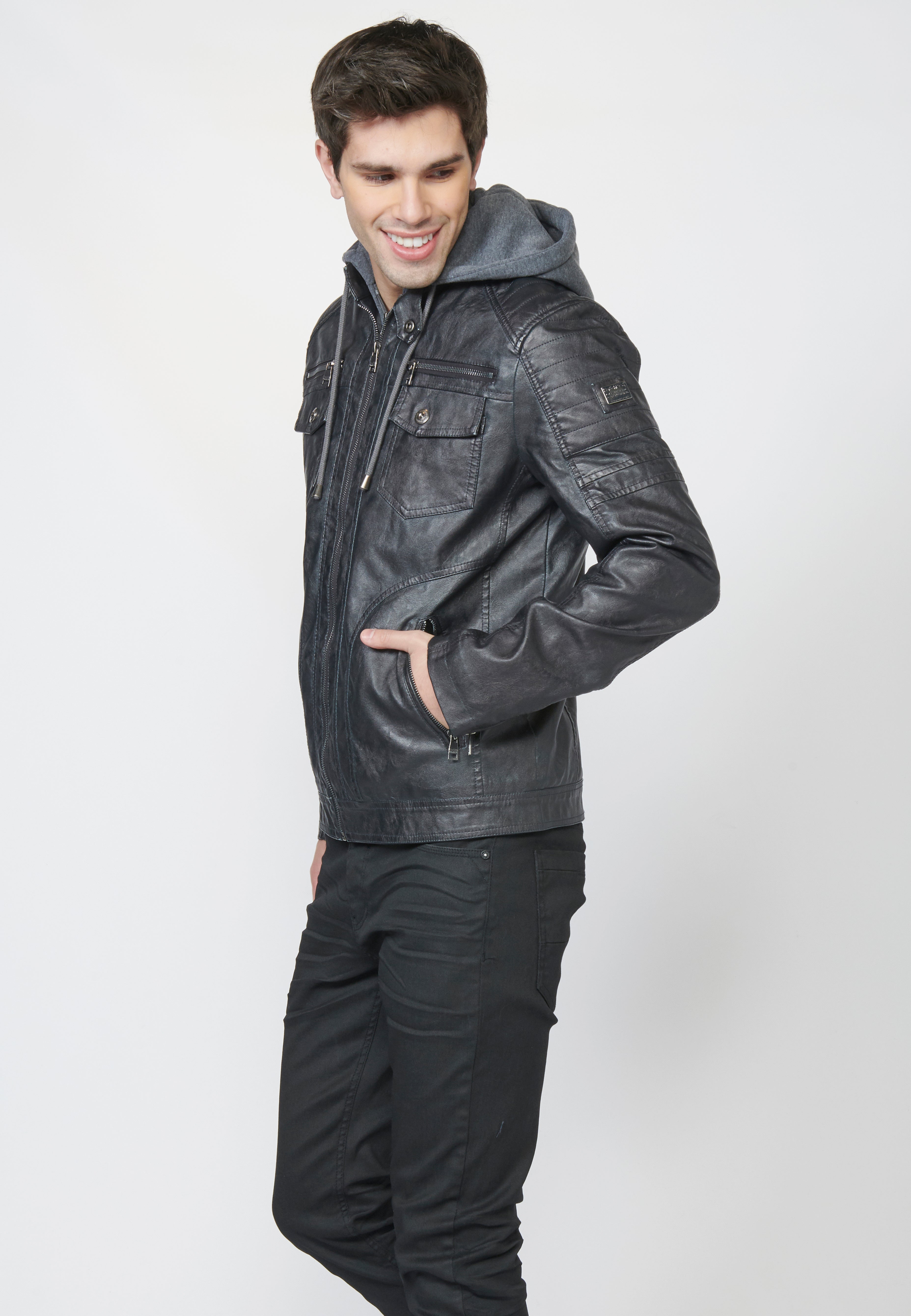 Chaqueta Cazadora Hombre Efecto Piel Capucha Desmontable – Koroshi 2211JA05