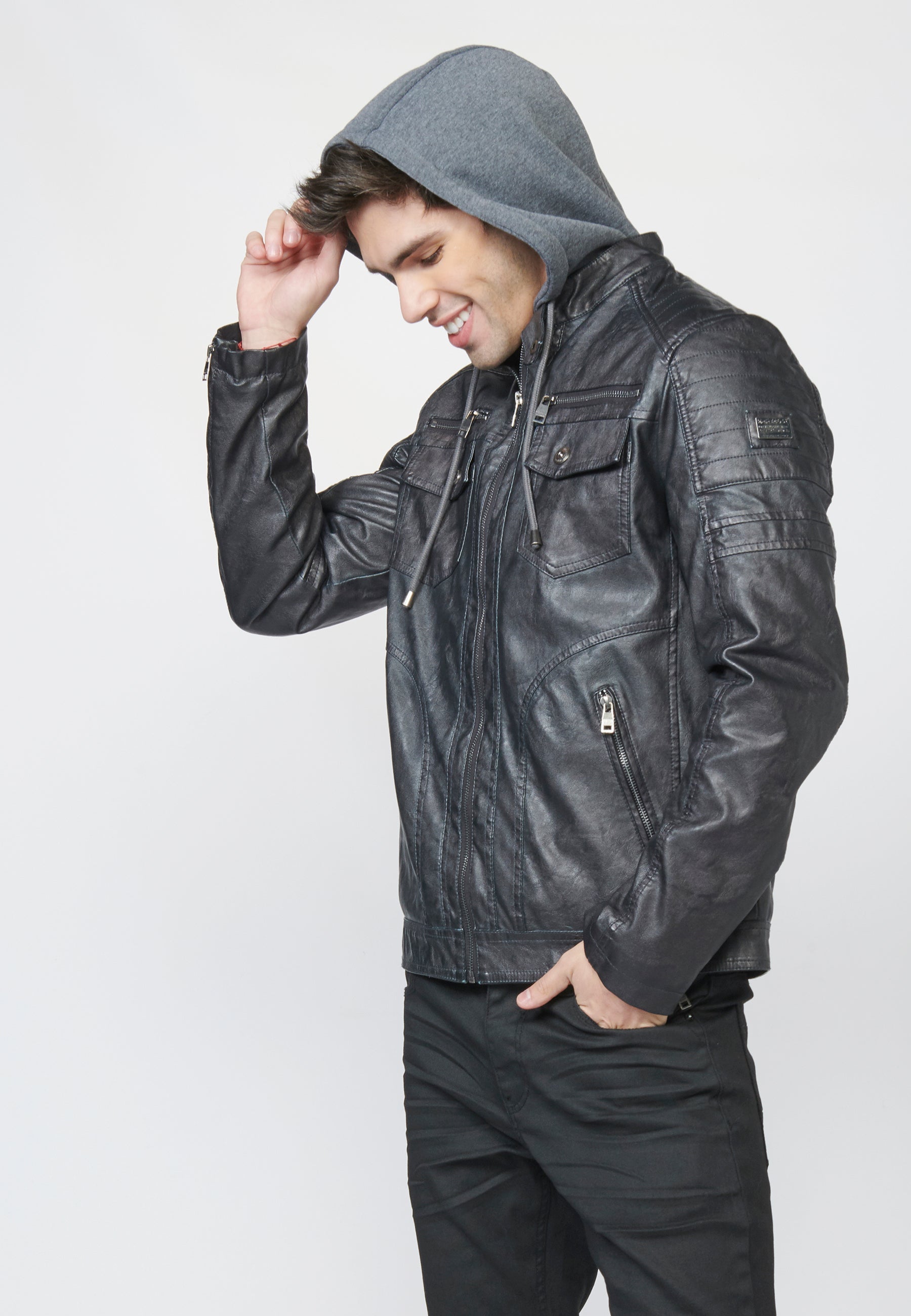 Chaqueta Cazadora Hombre Efecto Piel Capucha Desmontable – Koroshi 2211JA05