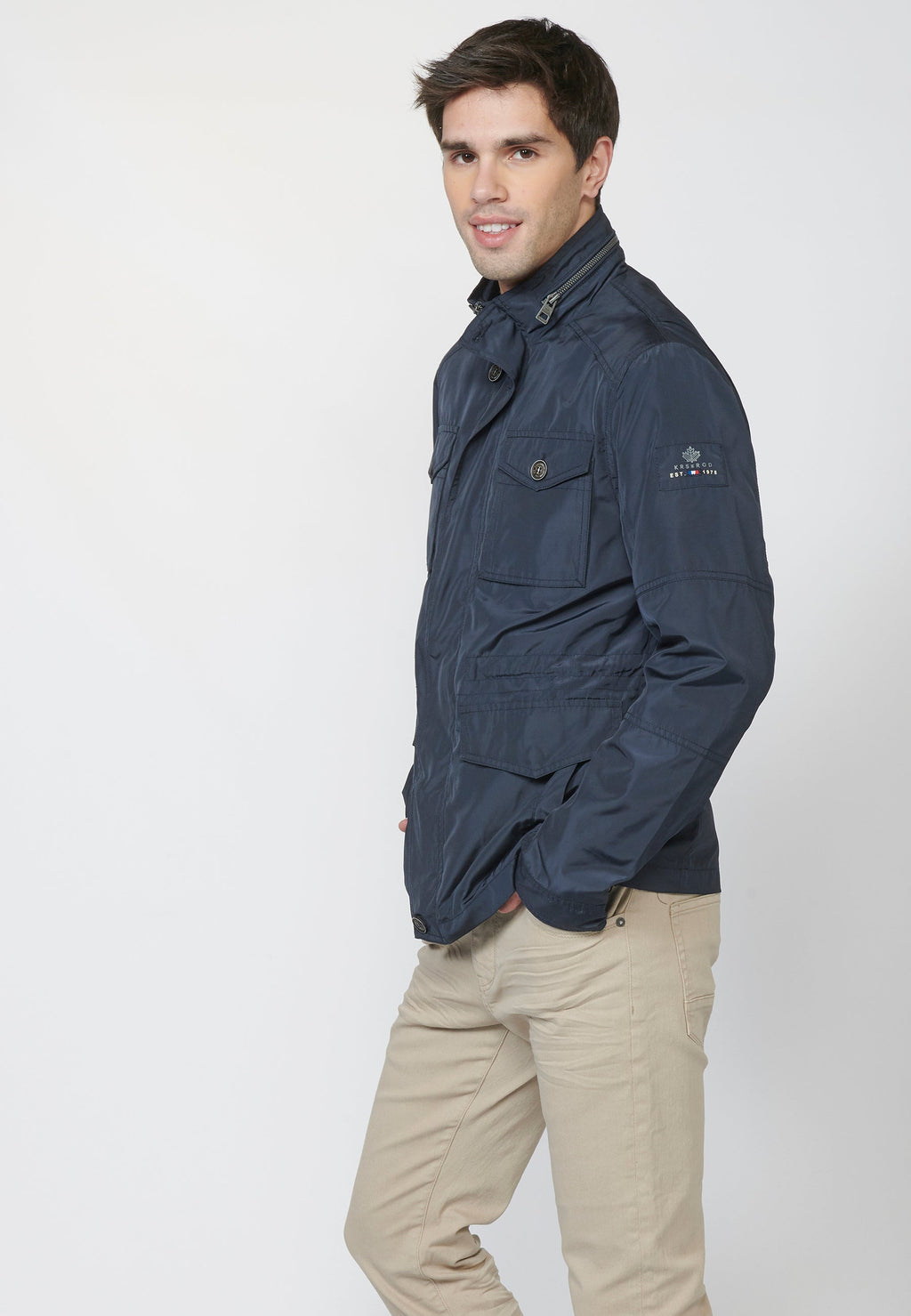 Chaqueta Field Hombre Cuello Alto con Cuatro Bolsillos – Koroshi Azul Navy