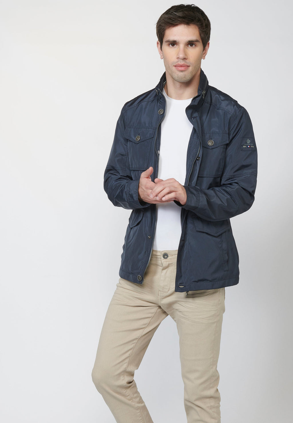 Chaqueta Field Hombre Cuello Alto con Cuatro Bolsillos – Koroshi Azul Navy