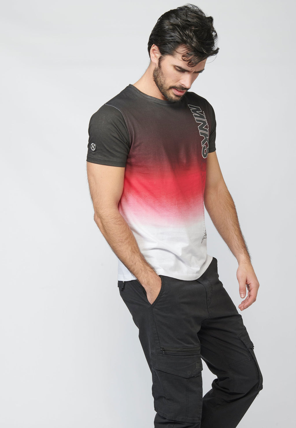 Camiseta Hombre Manga Corta Degradado y Logo Lateral – Koroshi 2211MC03