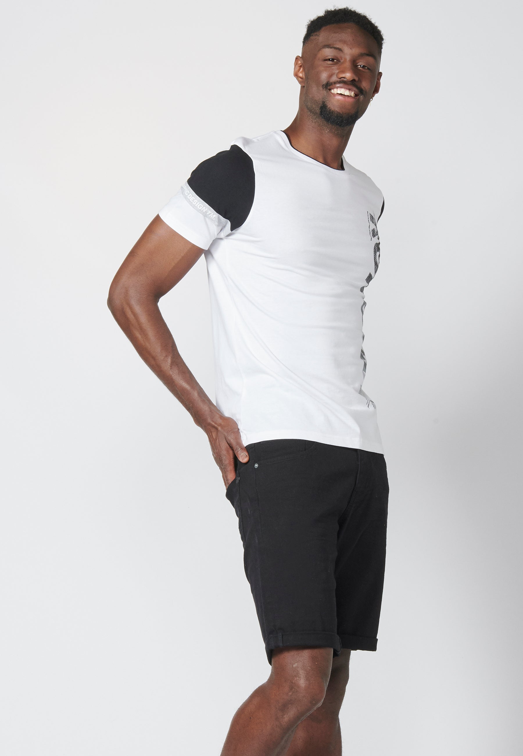 Camiseta Hombre Manga Corta Combinada Logo Lateral – Koroshi 2211MC21