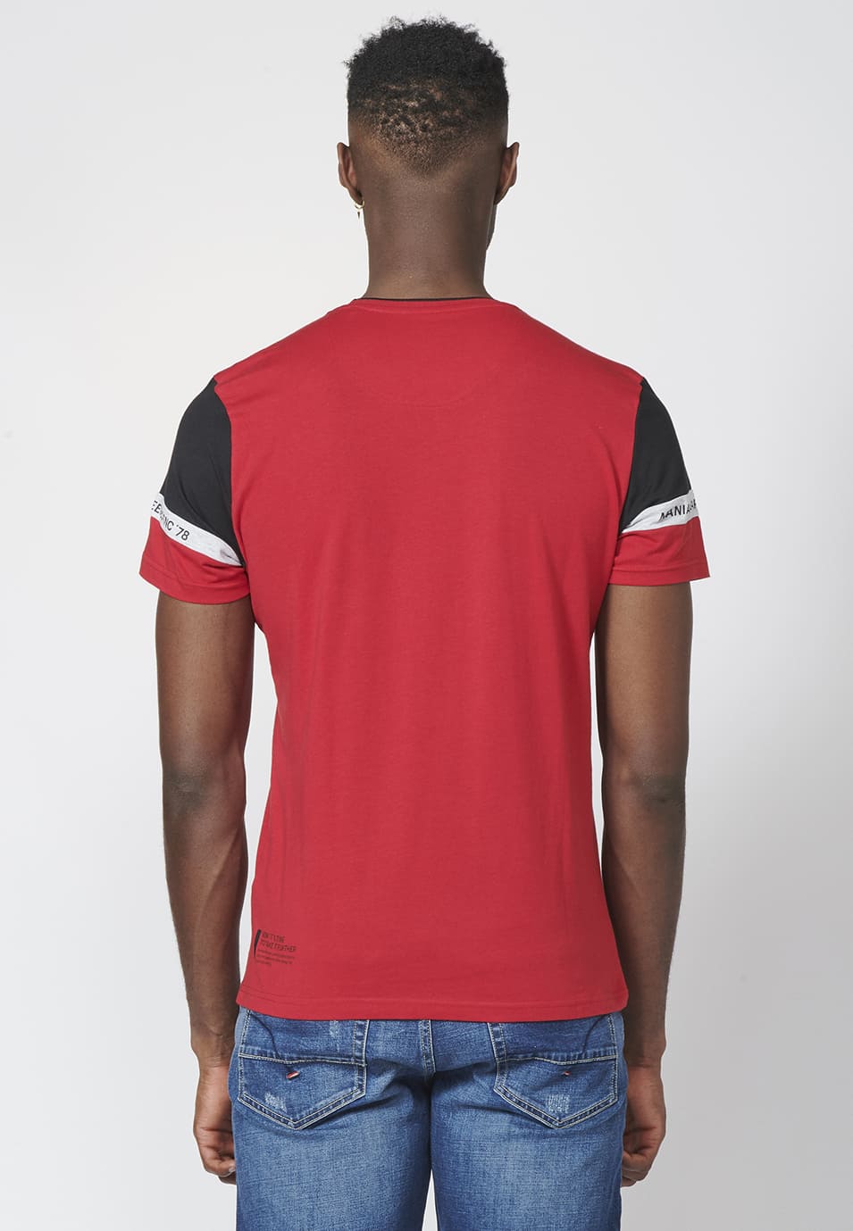 Camiseta Hombre Manga Corta Combinada Logo Lateral – Koroshi 2211MC21
