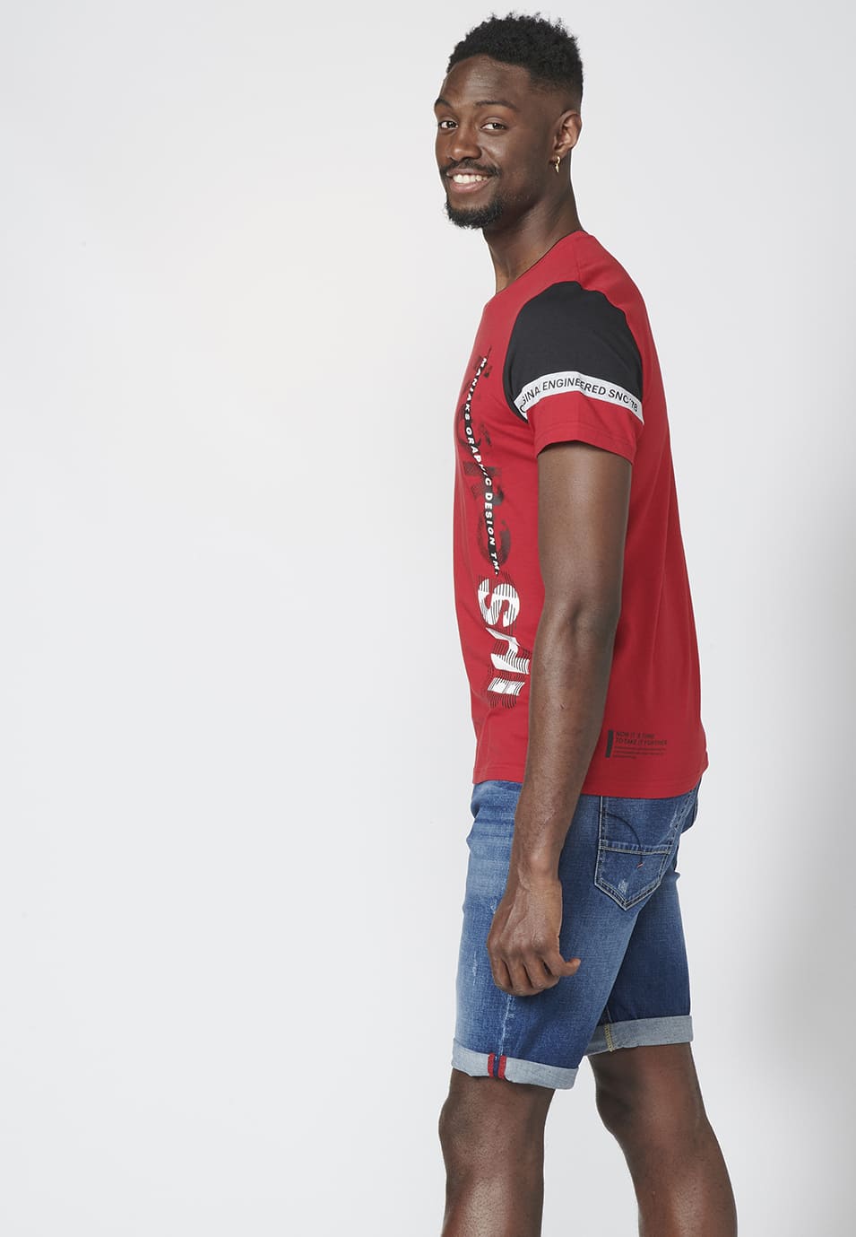 Camiseta Hombre Manga Corta Combinada Logo Lateral – Koroshi 2211MC21