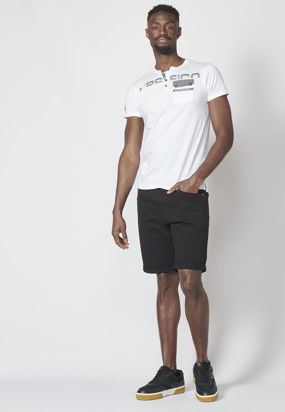 Camiseta Manga Corta Hombre Cuello con Tapeta y Botones – Koroshi 2211MC36