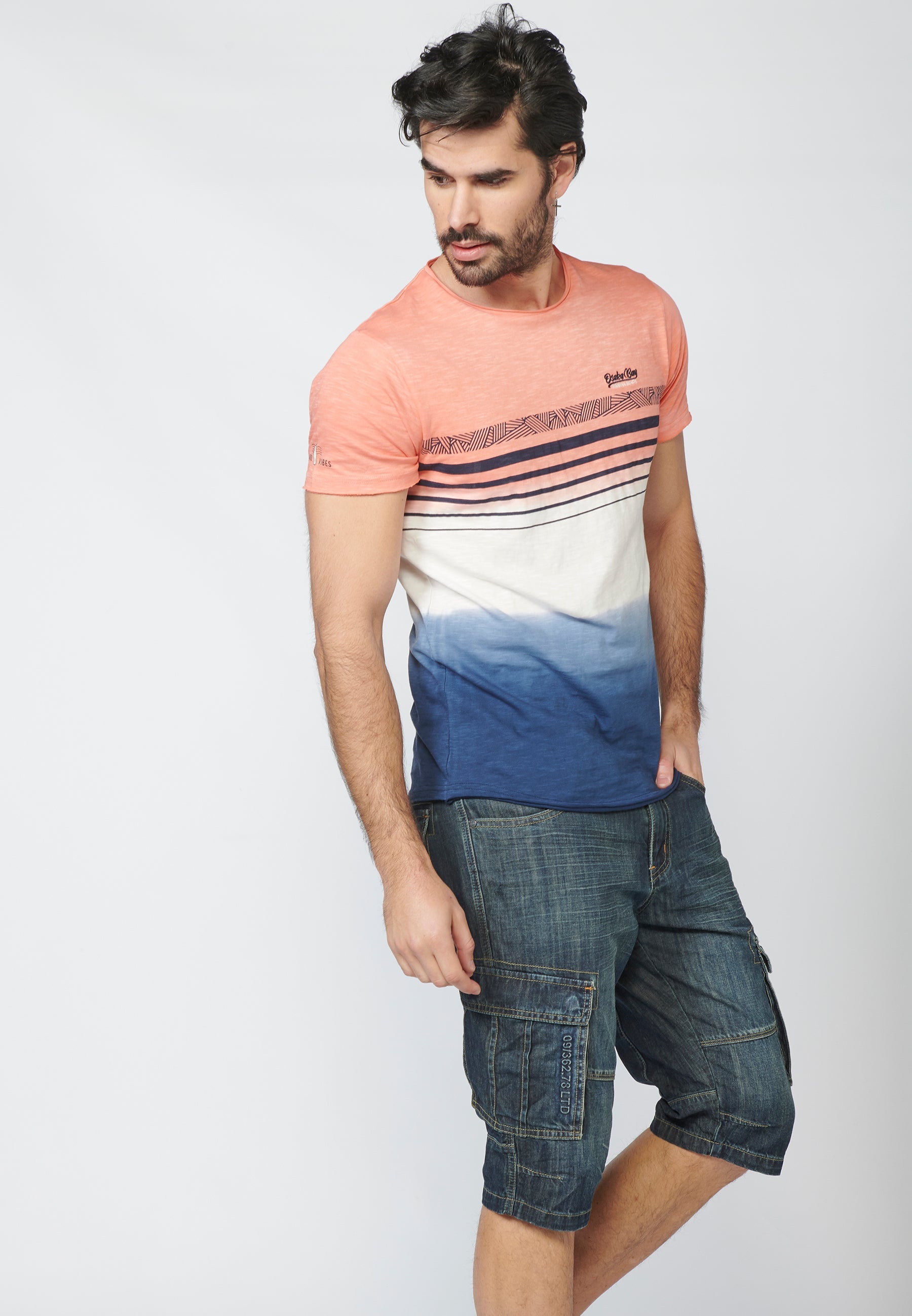 Camiseta Manga Corta Hombre Dip Dye con Rayas en Pecho – Koroshi 2211MC37