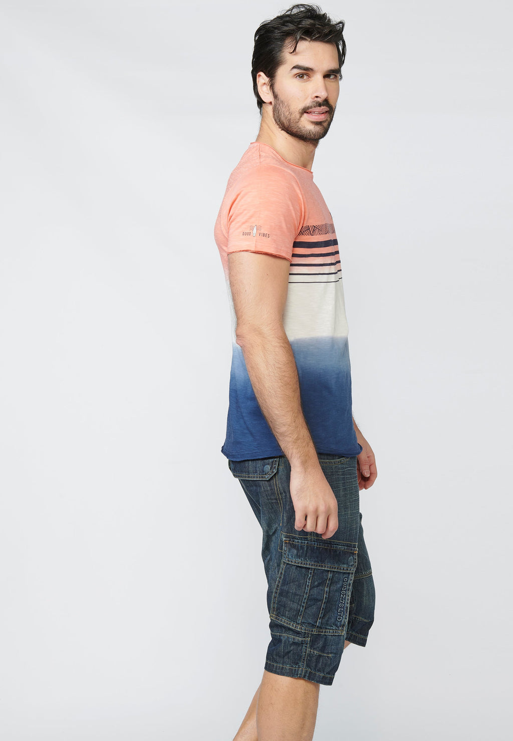 Camiseta Manga Corta Hombre Dip Dye con Rayas en Pecho – Koroshi 2211MC37