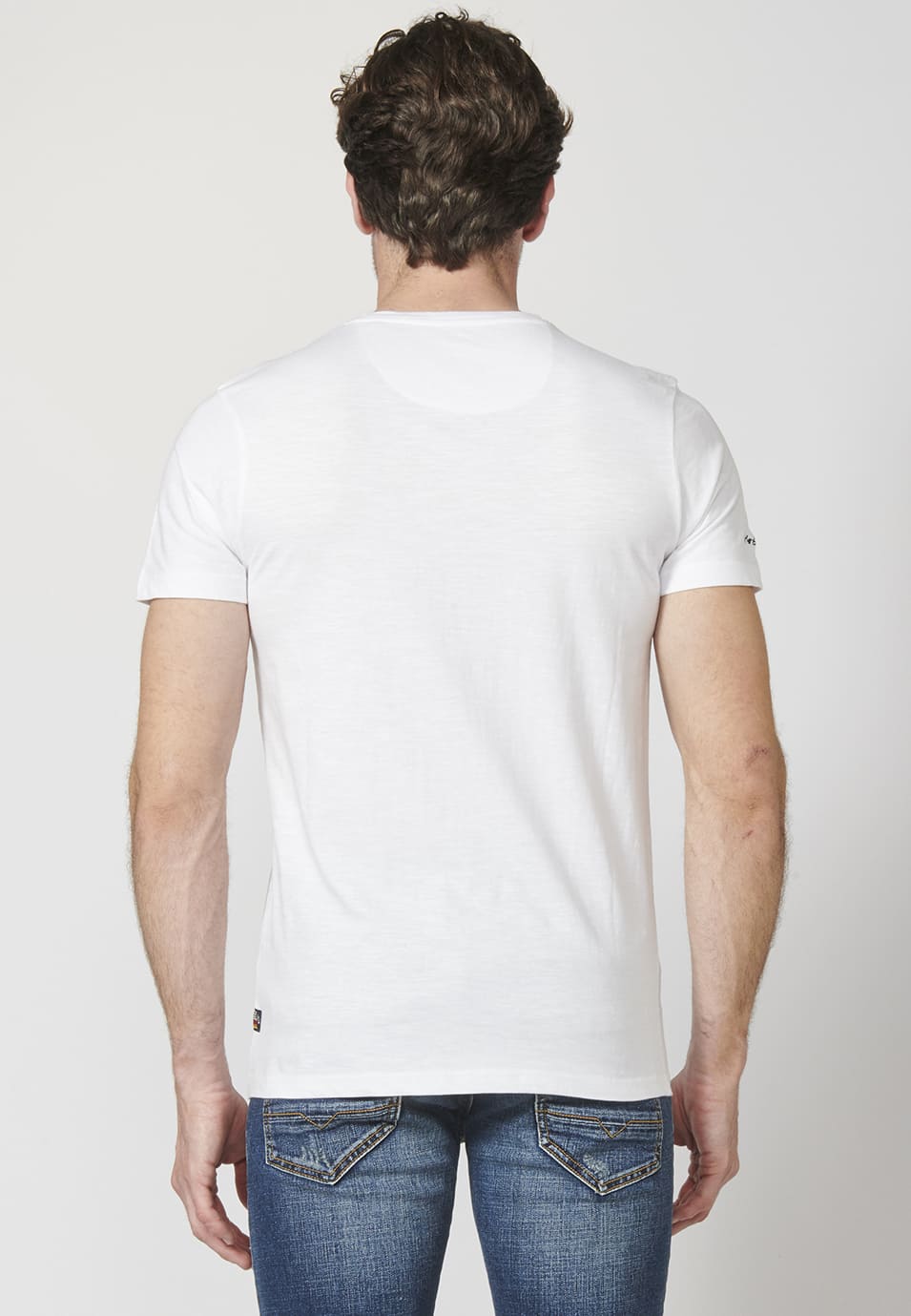 Camiseta Hombre Básica Manga Corta Logo Bordado – Koroshi 2211MC63