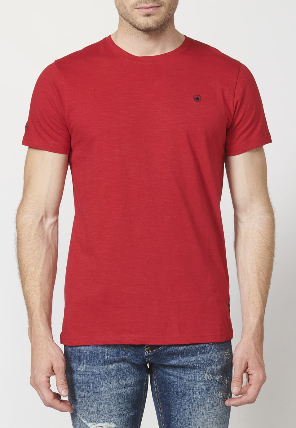 Camiseta Hombre Básica Manga Corta Logo Bordado – Koroshi 2211MC63