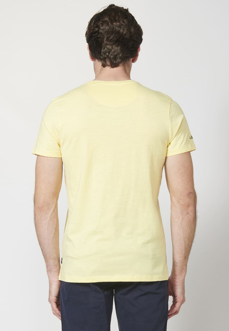 Camiseta Hombre Básica Manga Corta Logo Bordado – Koroshi 2211MC63