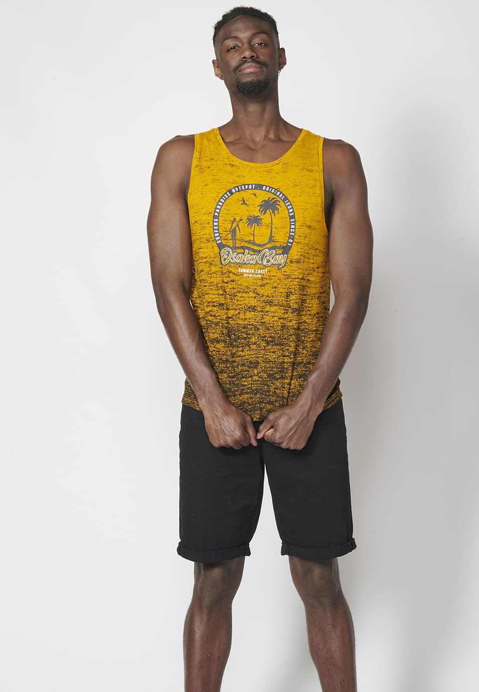 Camiseta de Tirantes Hombre Estampado Surfero Degradado – Koroshi 2211MS02