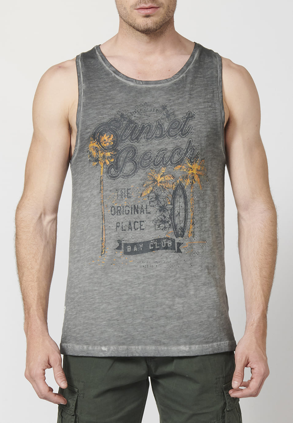Camiseta de Tirantes Hombre Efecto Desgastado Estampado Surfero – Koroshi Gris