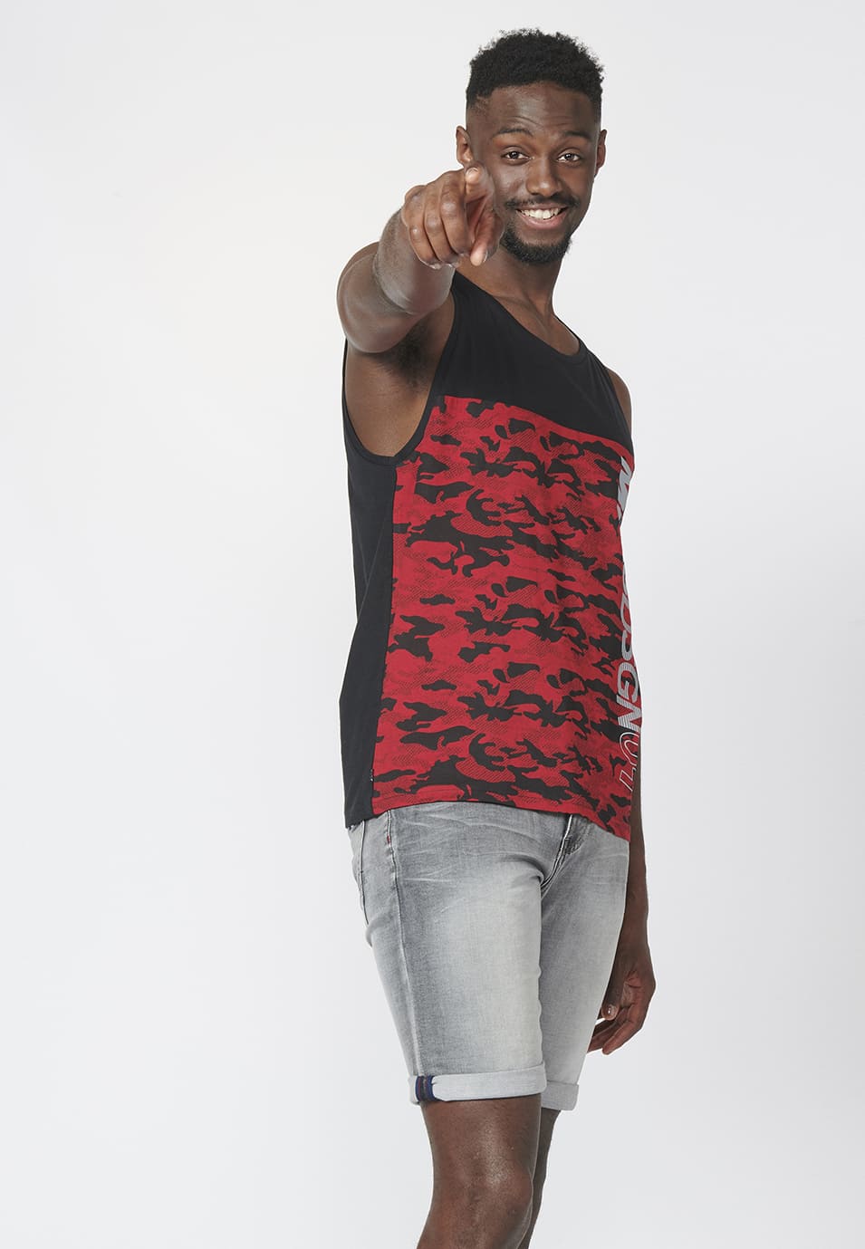 Camiseta de Tirantes Hombre Estampado Camuflaje – Koroshi 2211MS07