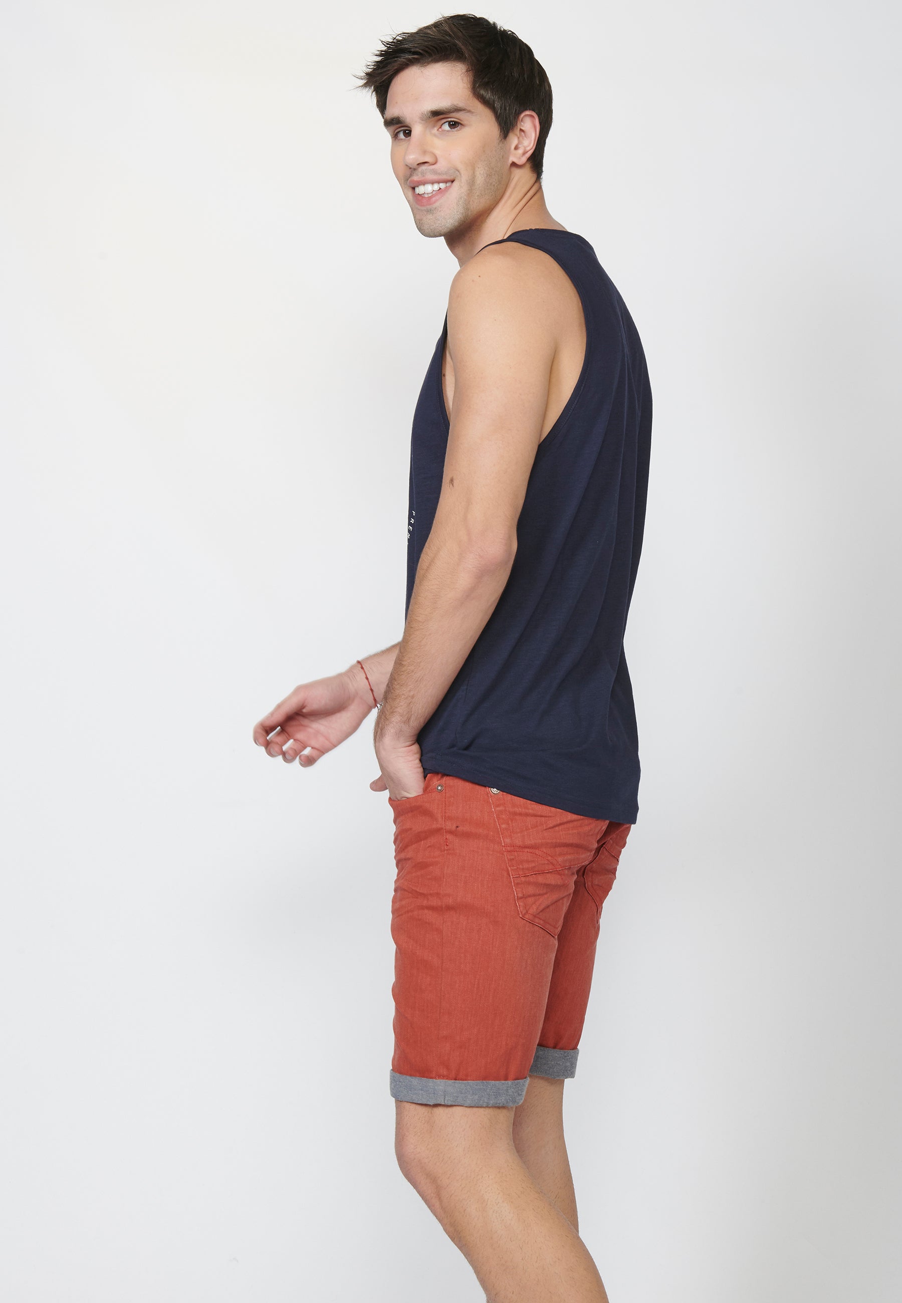 Camiseta de Tirantes Hombre Estampado Surfero Delantero – Koroshi 2211MS19